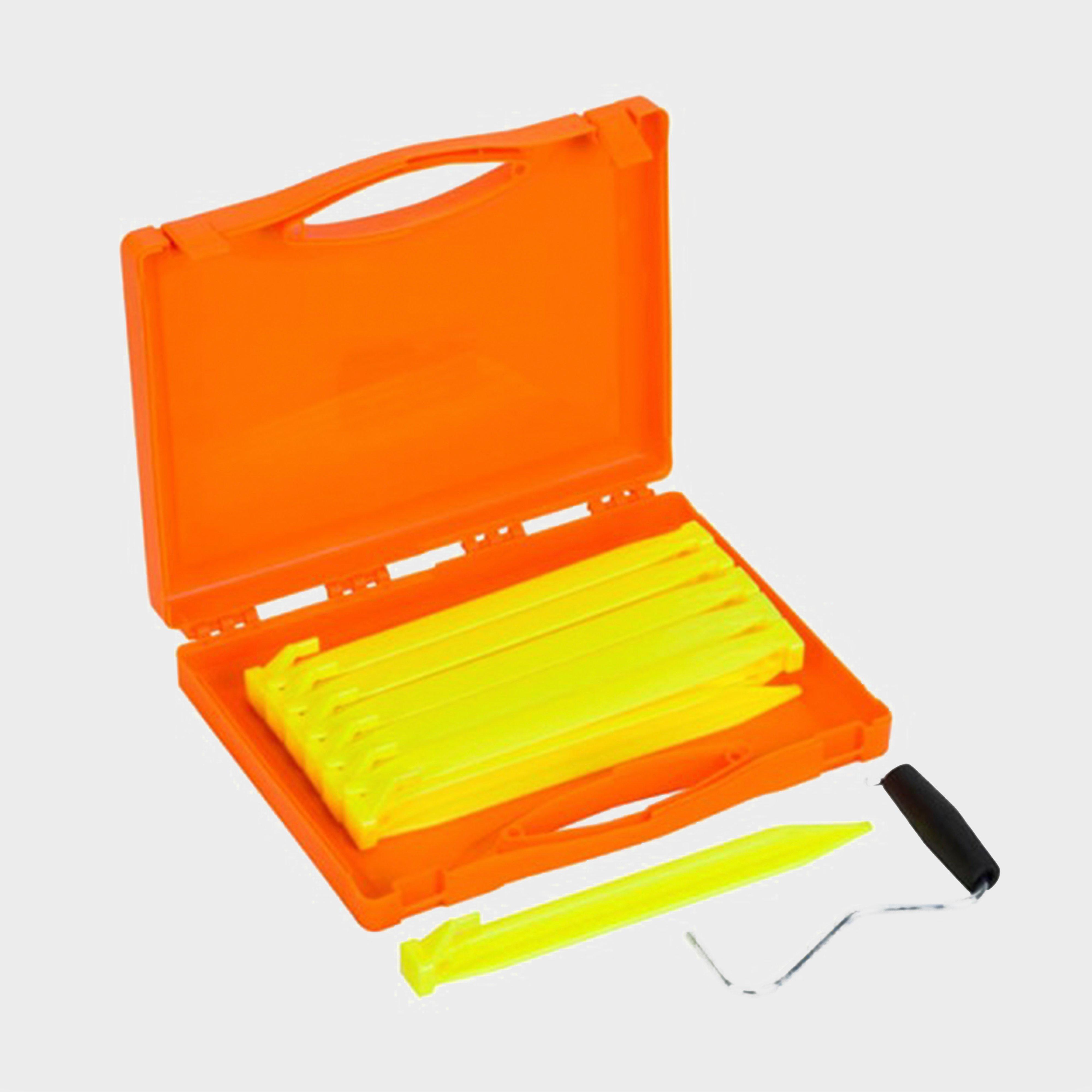 Bolt Plastic Peg Set