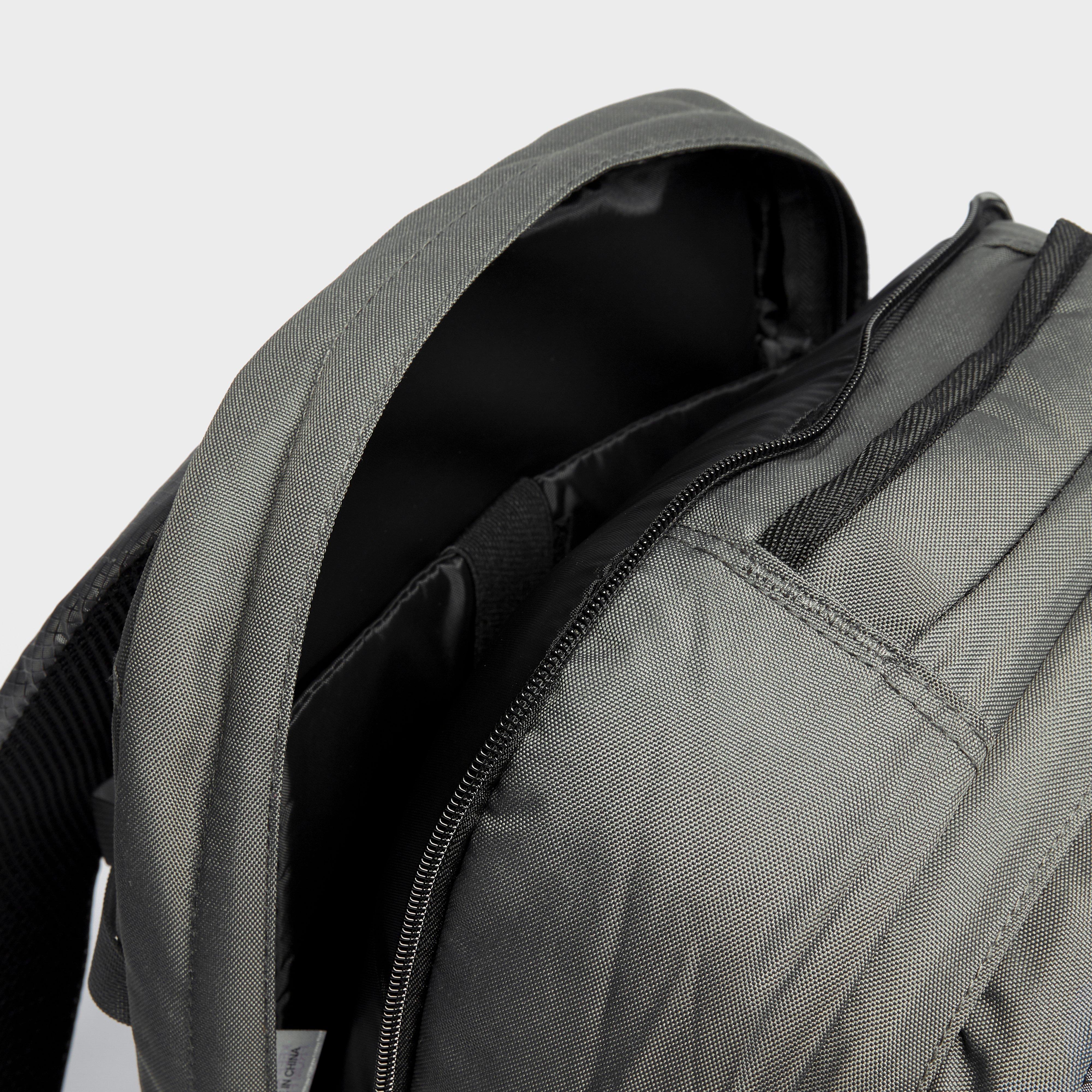 Metropolis 33L Backpack