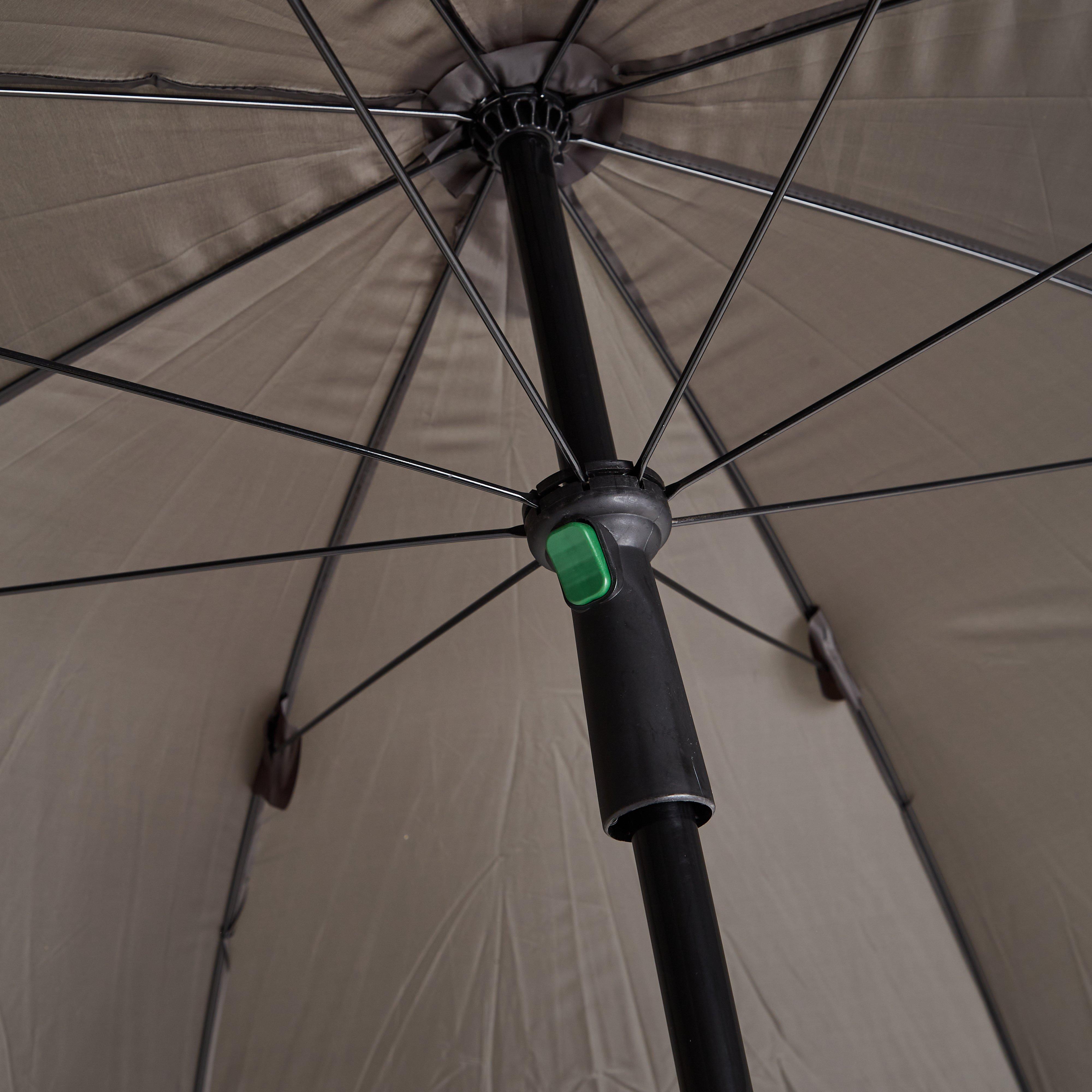 Green Tilt Umbrella (45 inches)