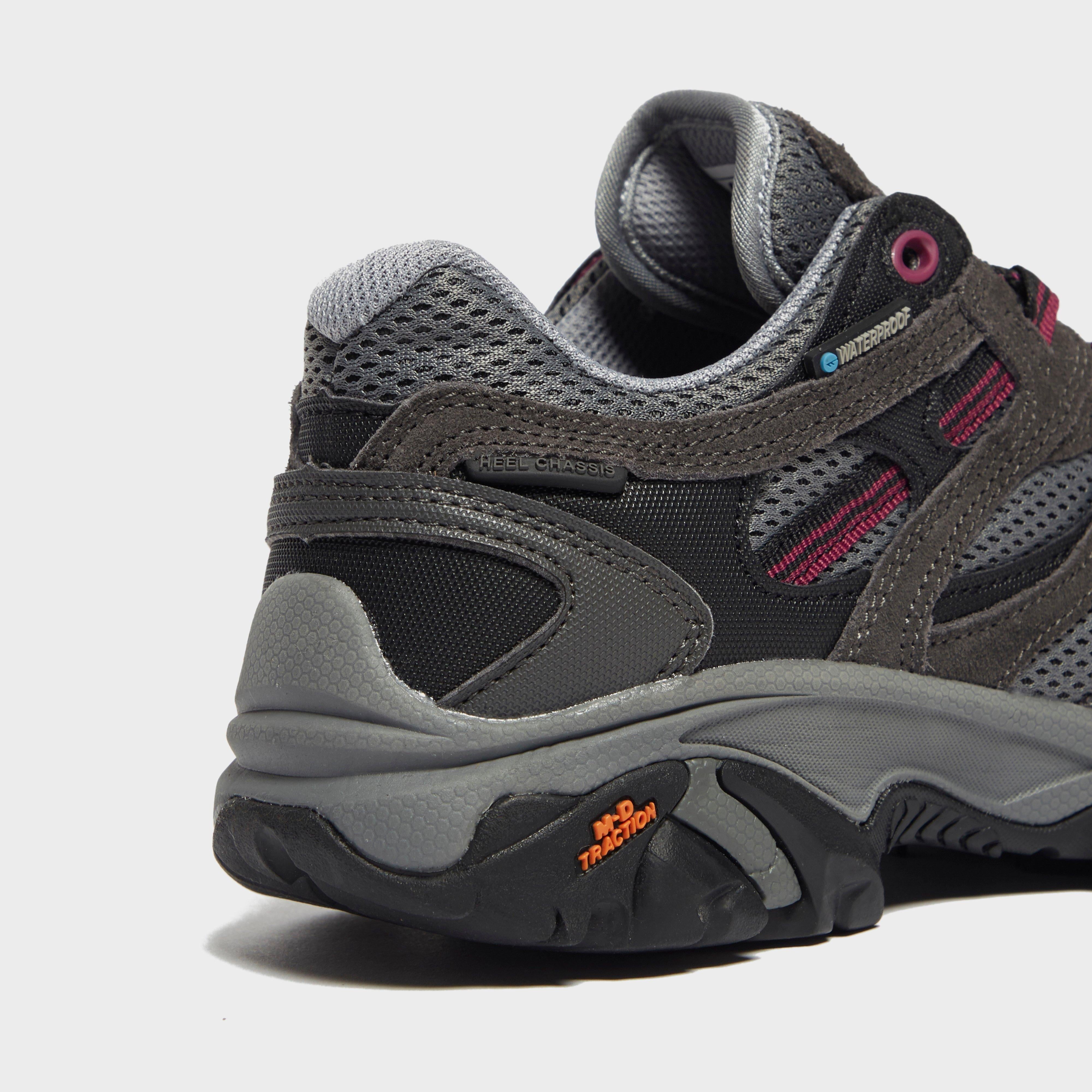 Women’s Ravus Vent Waterproof Walking Shoe