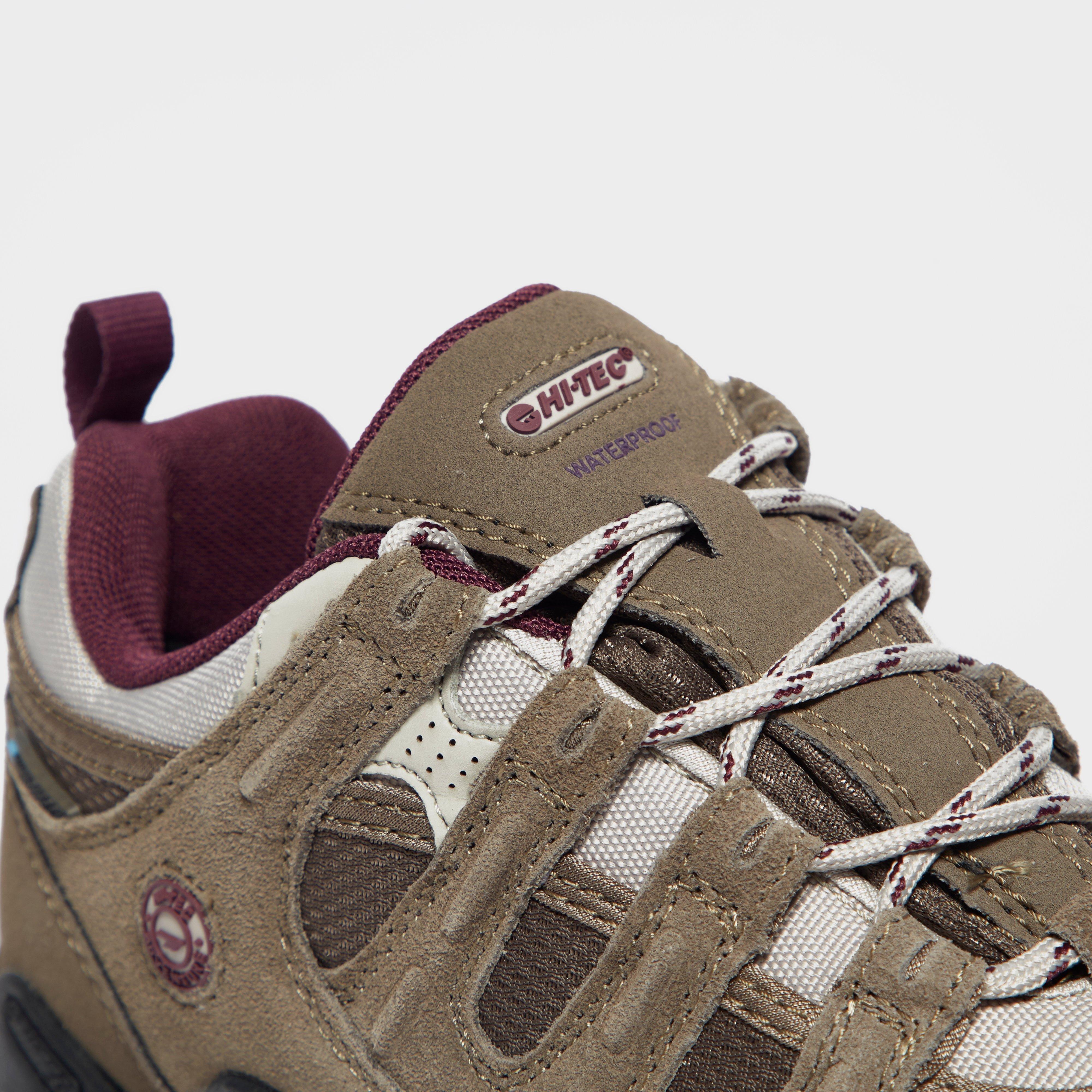 Women’s Saunter Waterproof Walking Shoes
