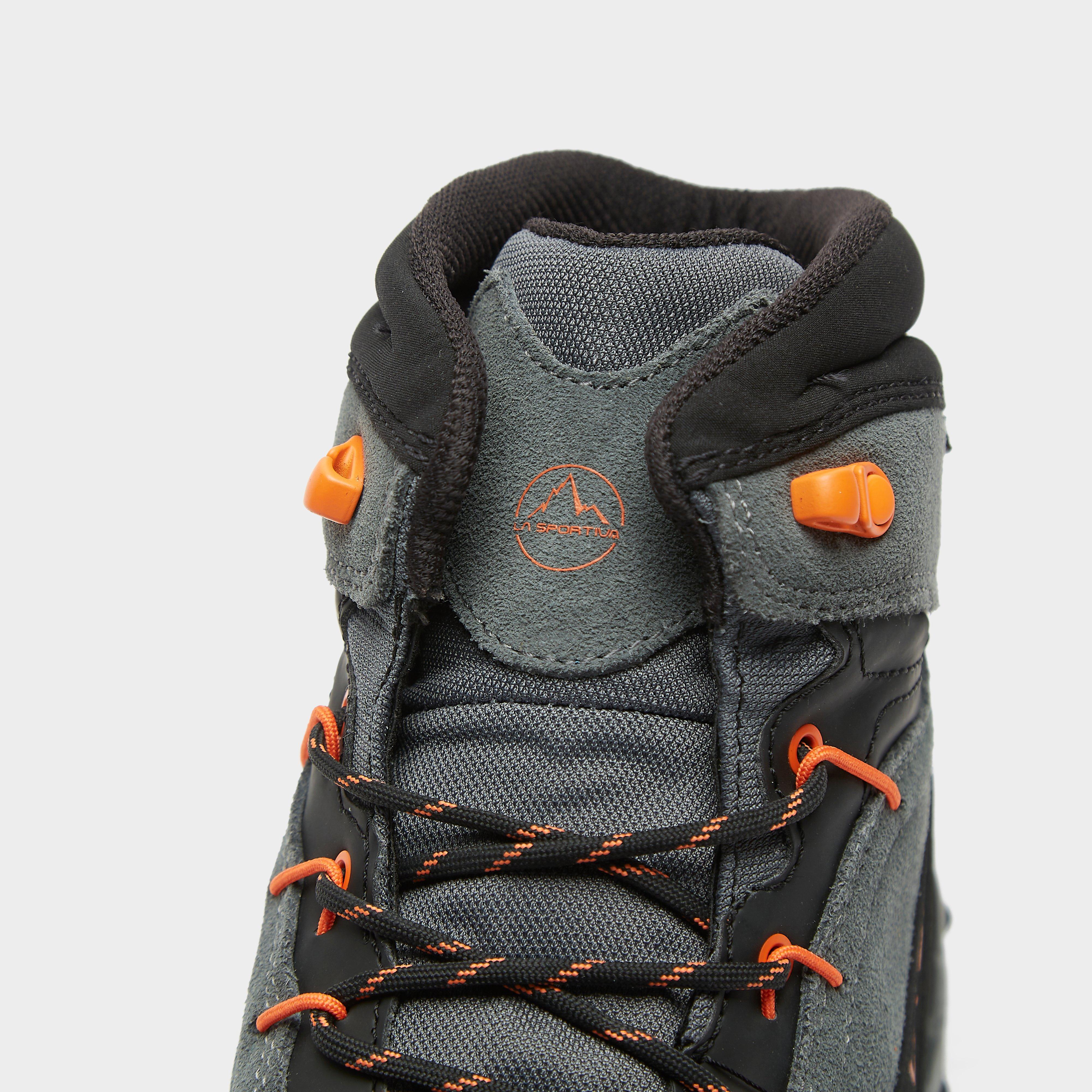 TX4 Gore-Tex Approach Footwear