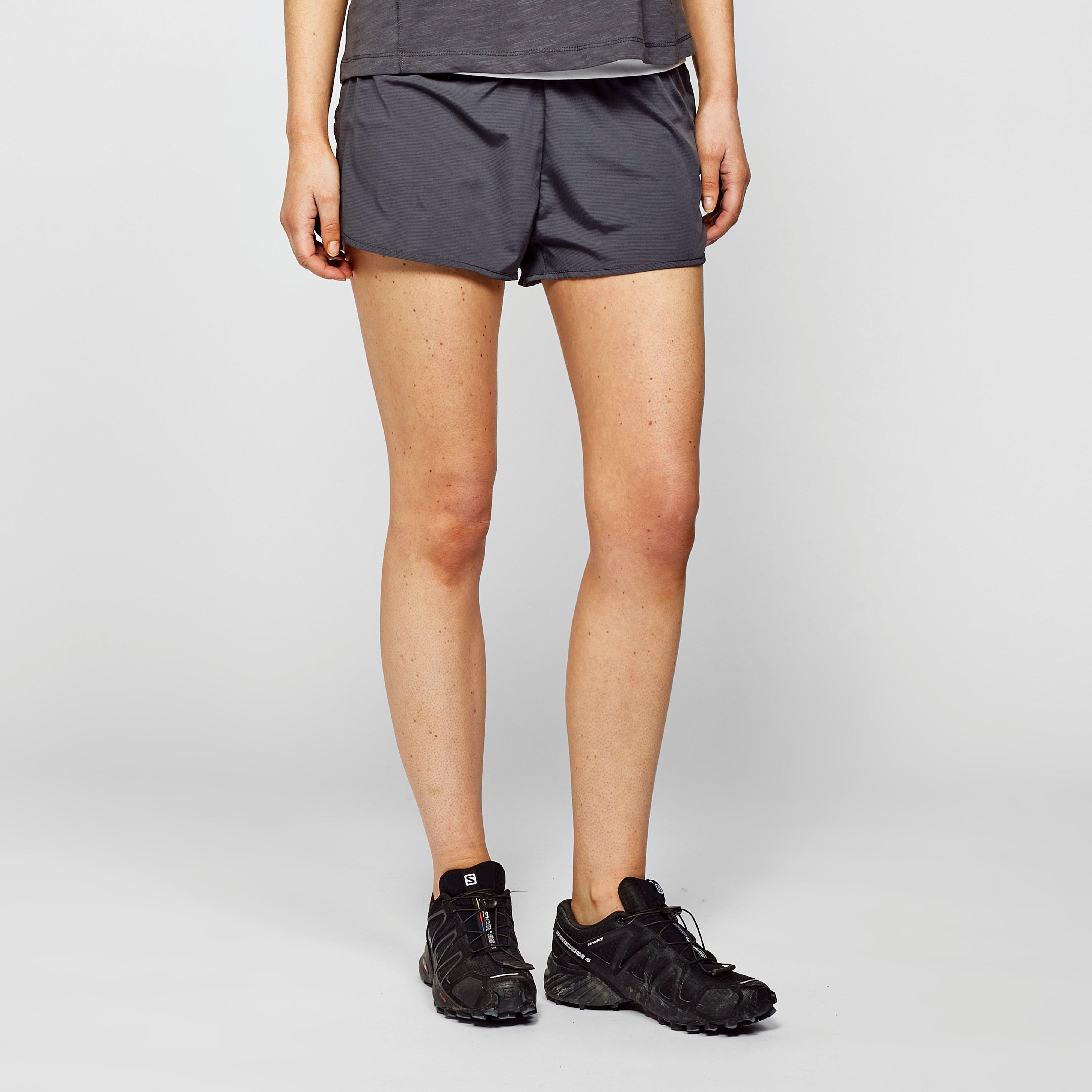Women's Outrun Two-Layer Shorts