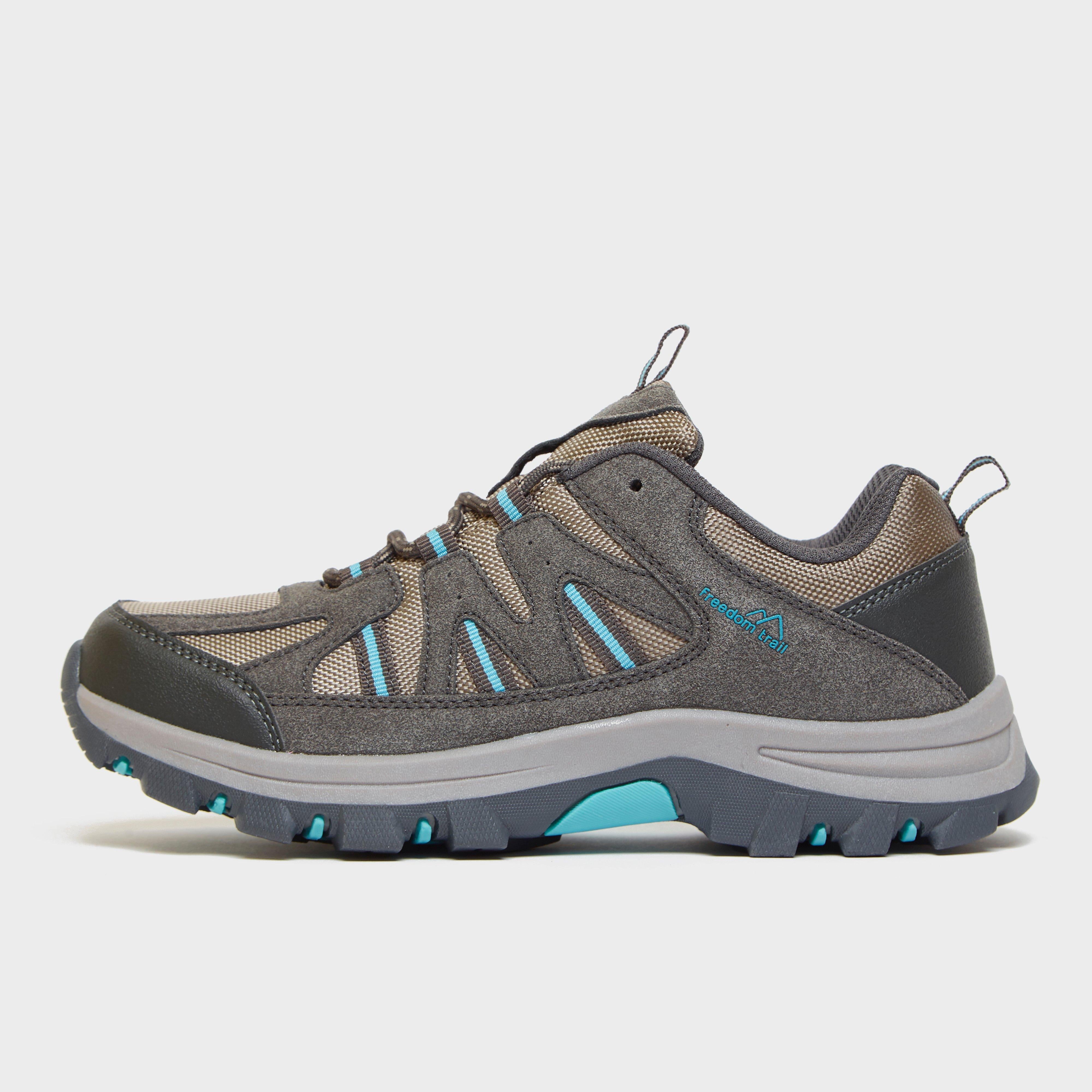 Women's Buxton Walking Shoe