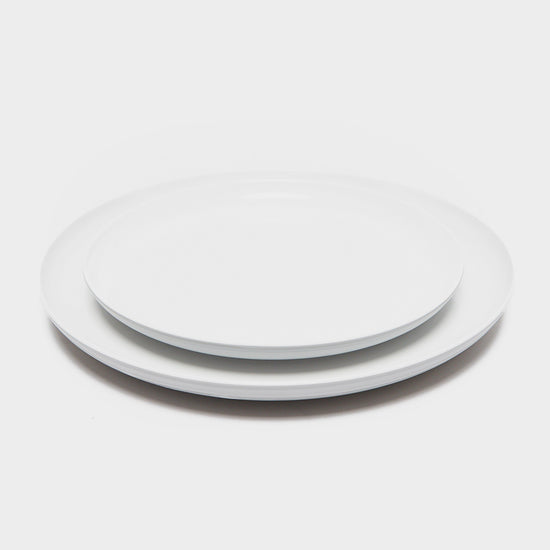 Hi Gear Deluxe 16 Piece Melamine Tableware Set