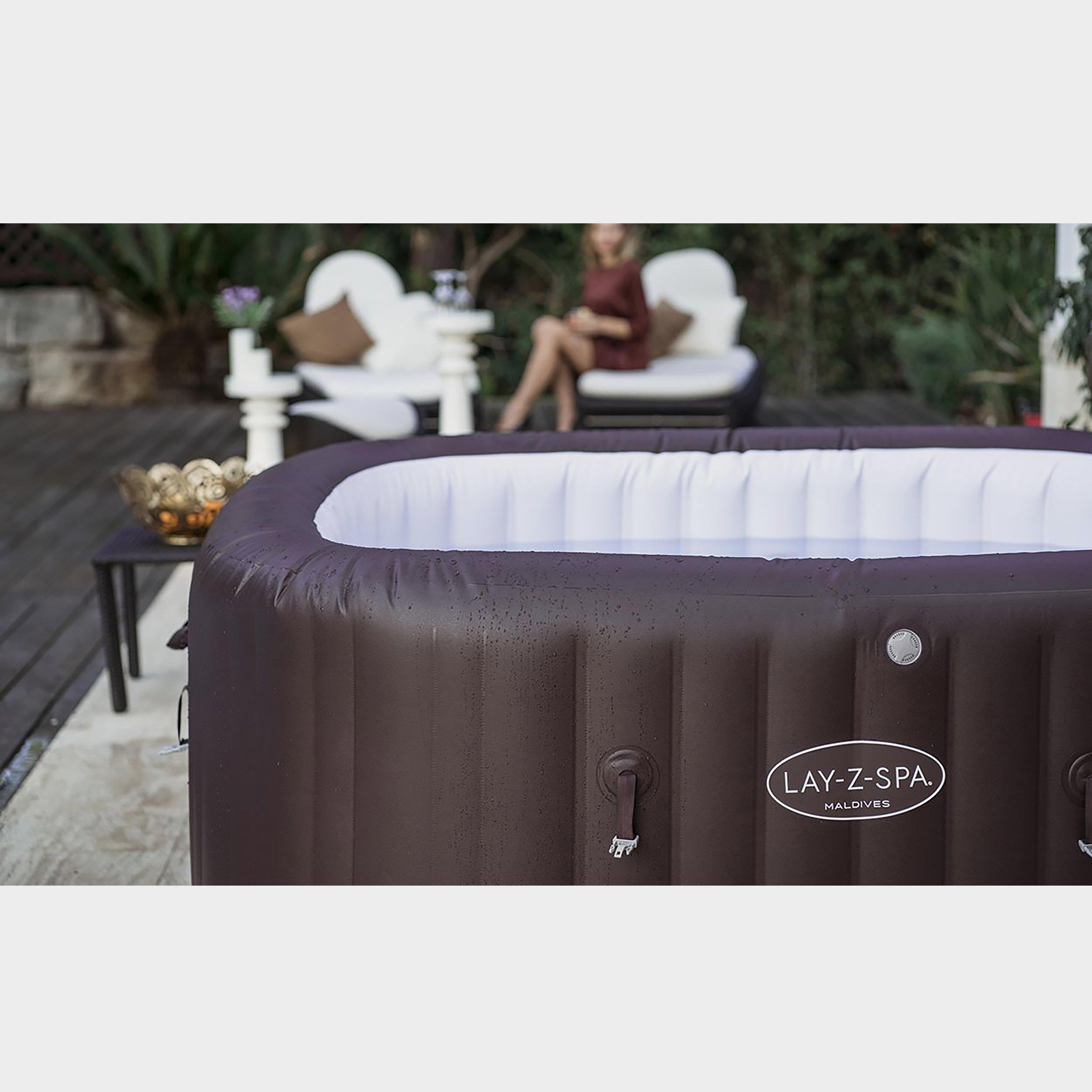Maldives HydroJet Pro Hot Tub