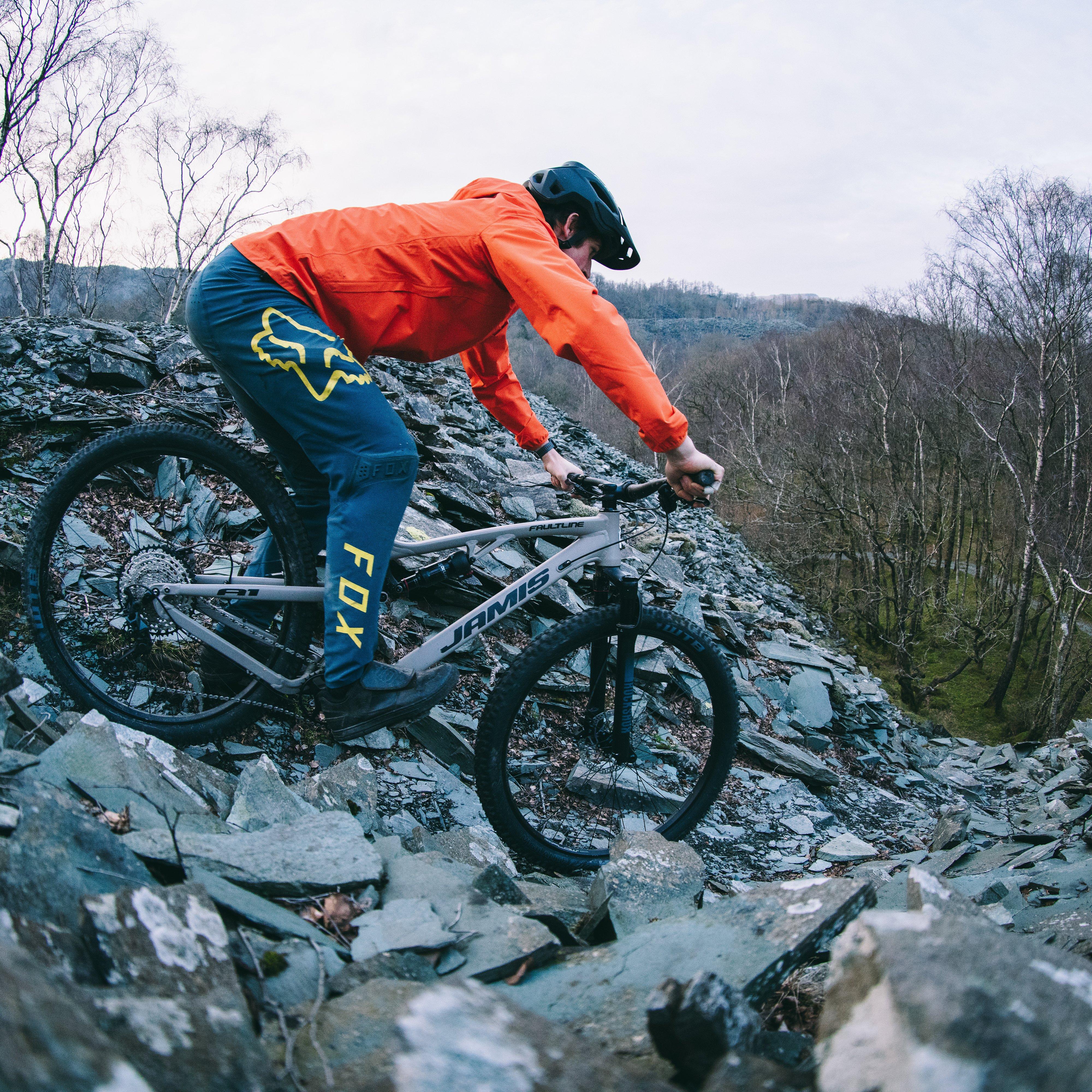 Faultline A1 Full Suspension Trail Bike