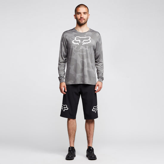 Men’s Defend Shorts