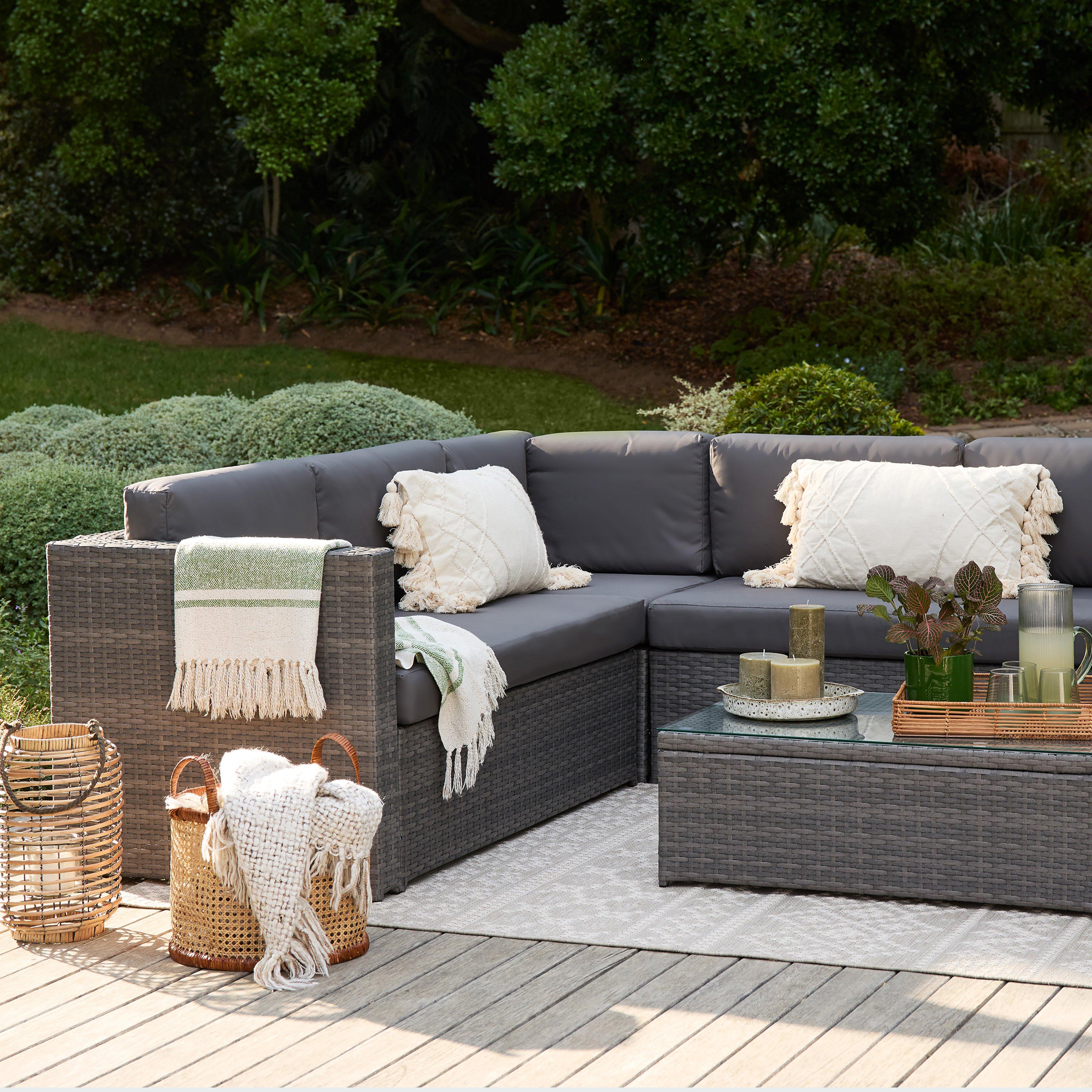 Pelynt Sofa Set