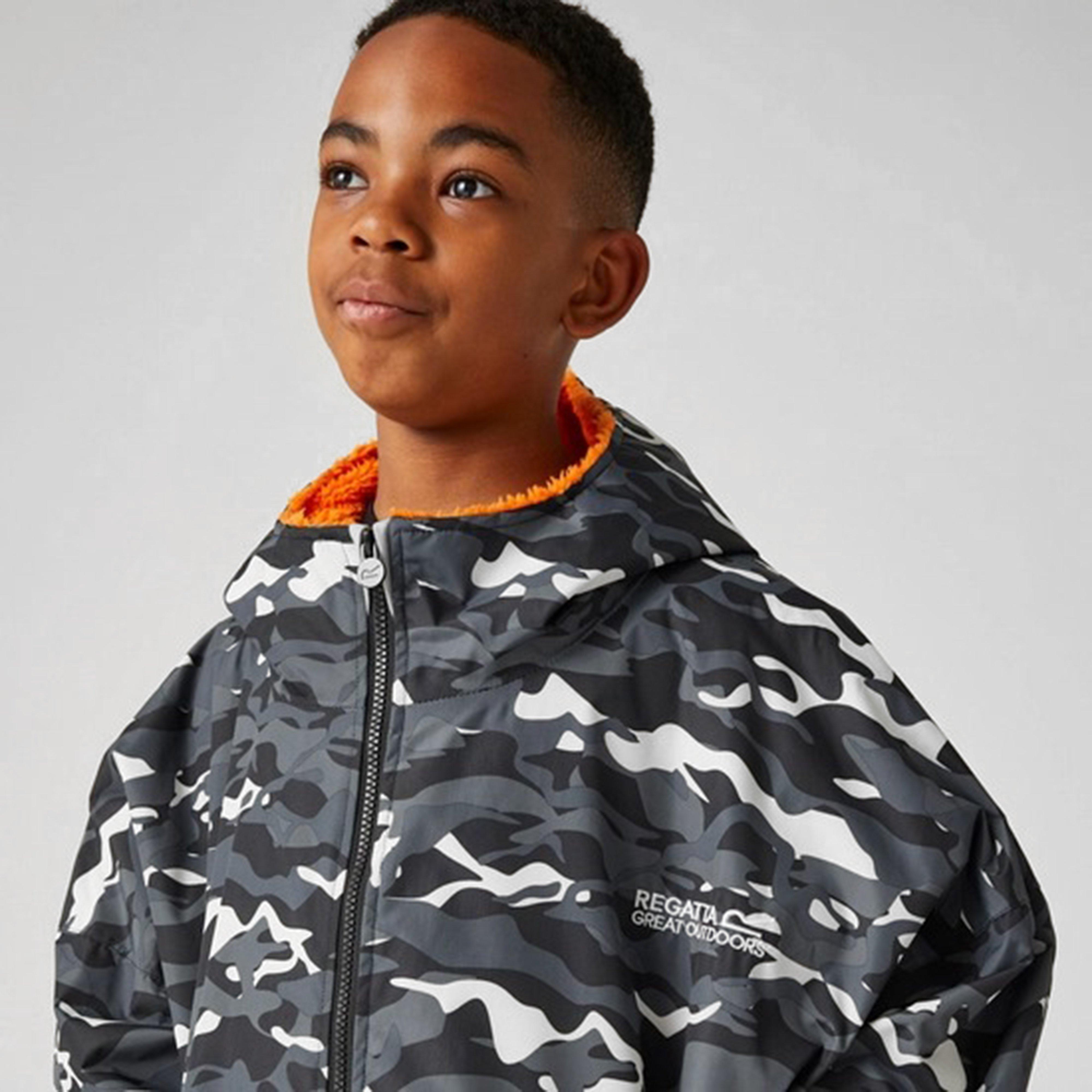 Kids’ Waterproof Changing Robe