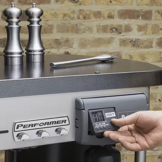 Performer Deluxe GBS Charcoal Barbecue 57cm