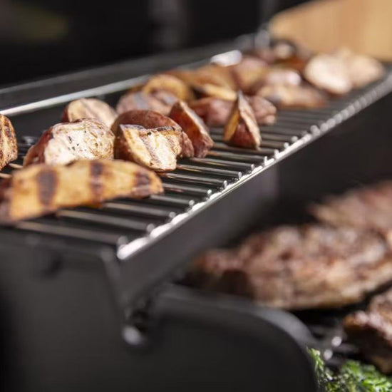 Genesis E-315 Gas Barbecue