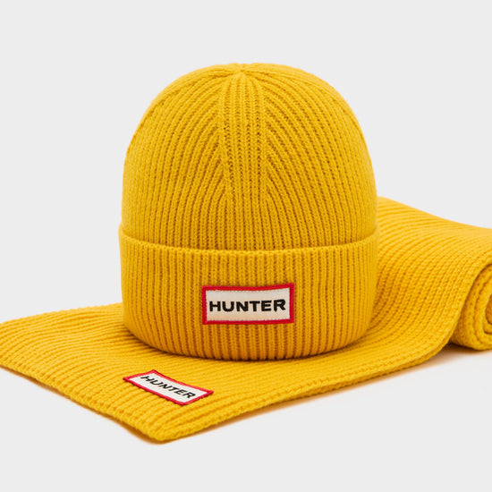 Unisex Jura Scarf and Beanie Box Set