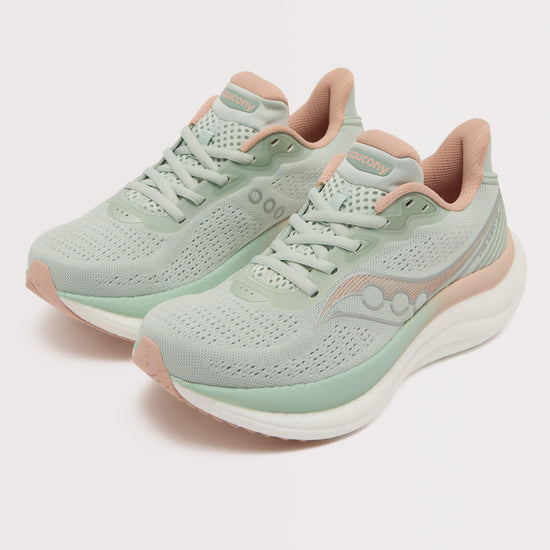 Women’s Triumph 23 Running Shoe