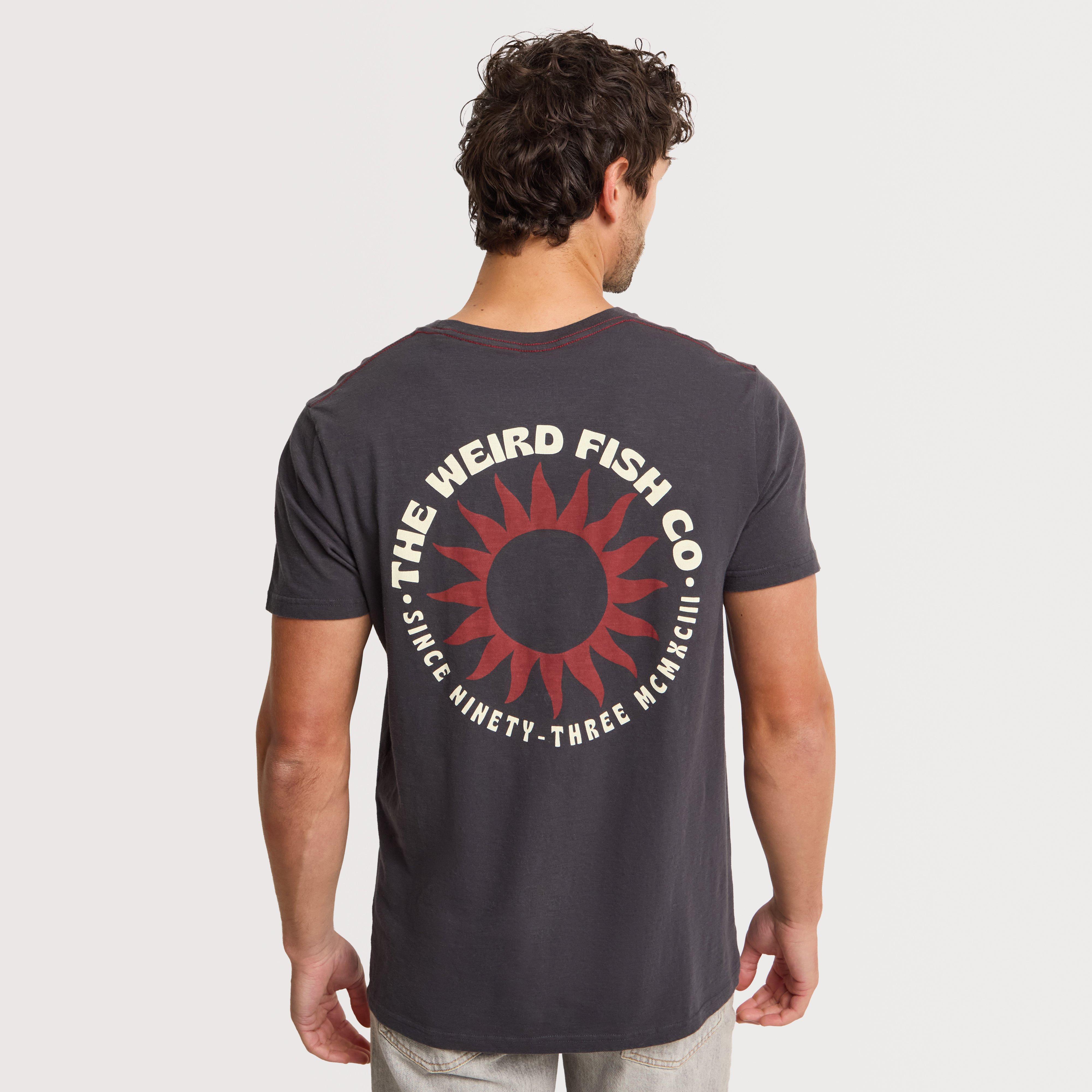 Men's Sun Beam Back Print Graphic T-Shirt