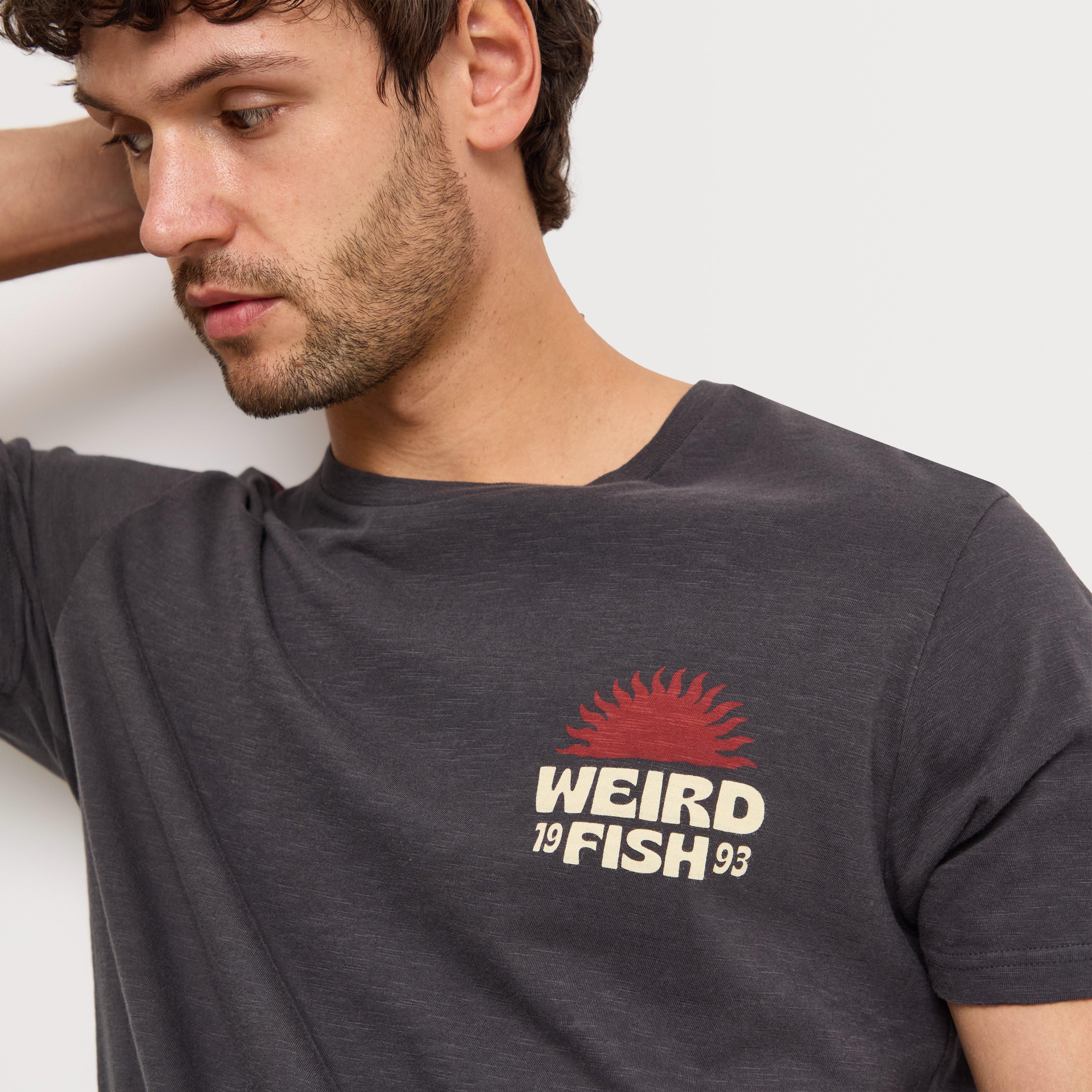 Men's Sun Beam Back Print Graphic T-Shirt