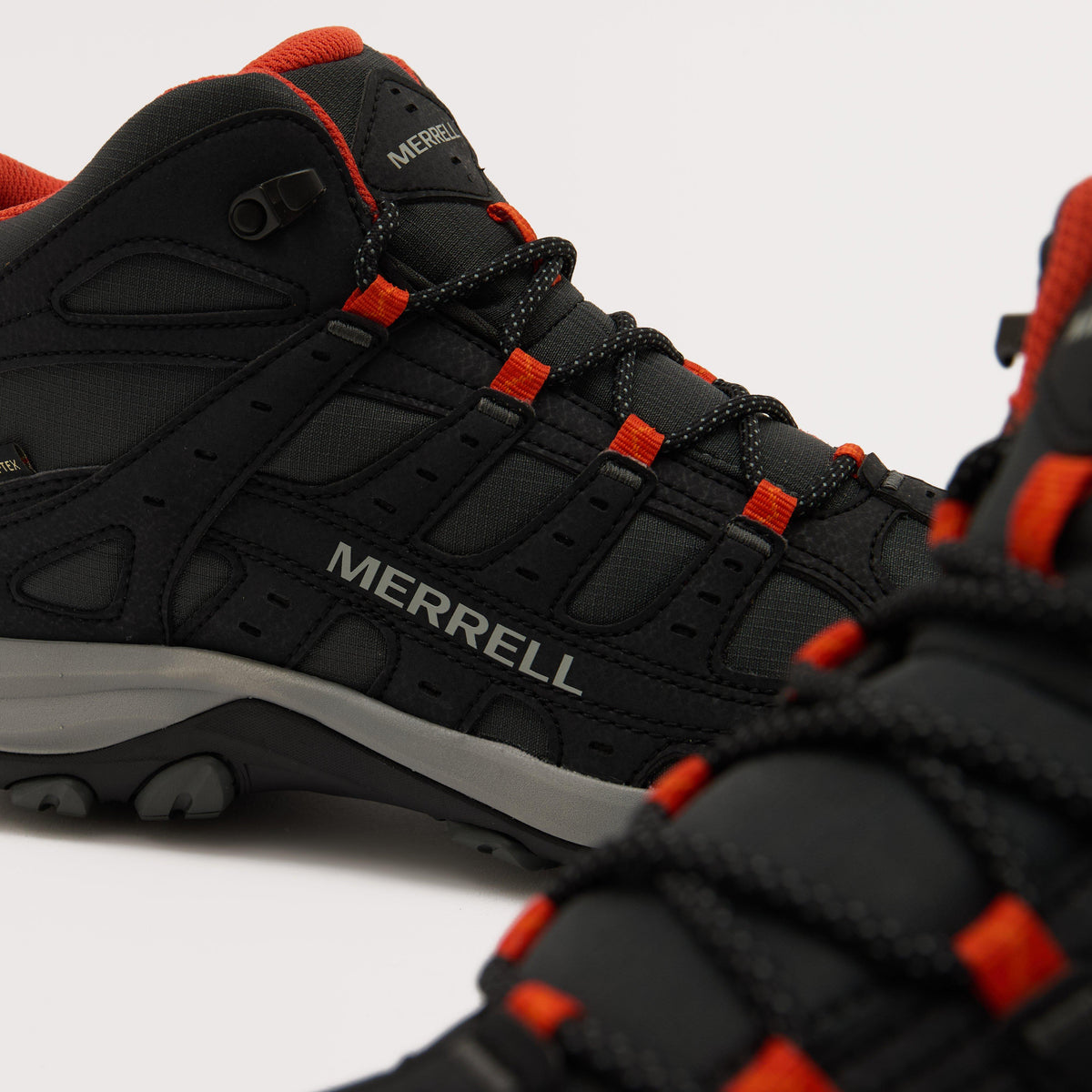 Men’s Accentor Sport 4 GORE-TEX® Walking Shoe