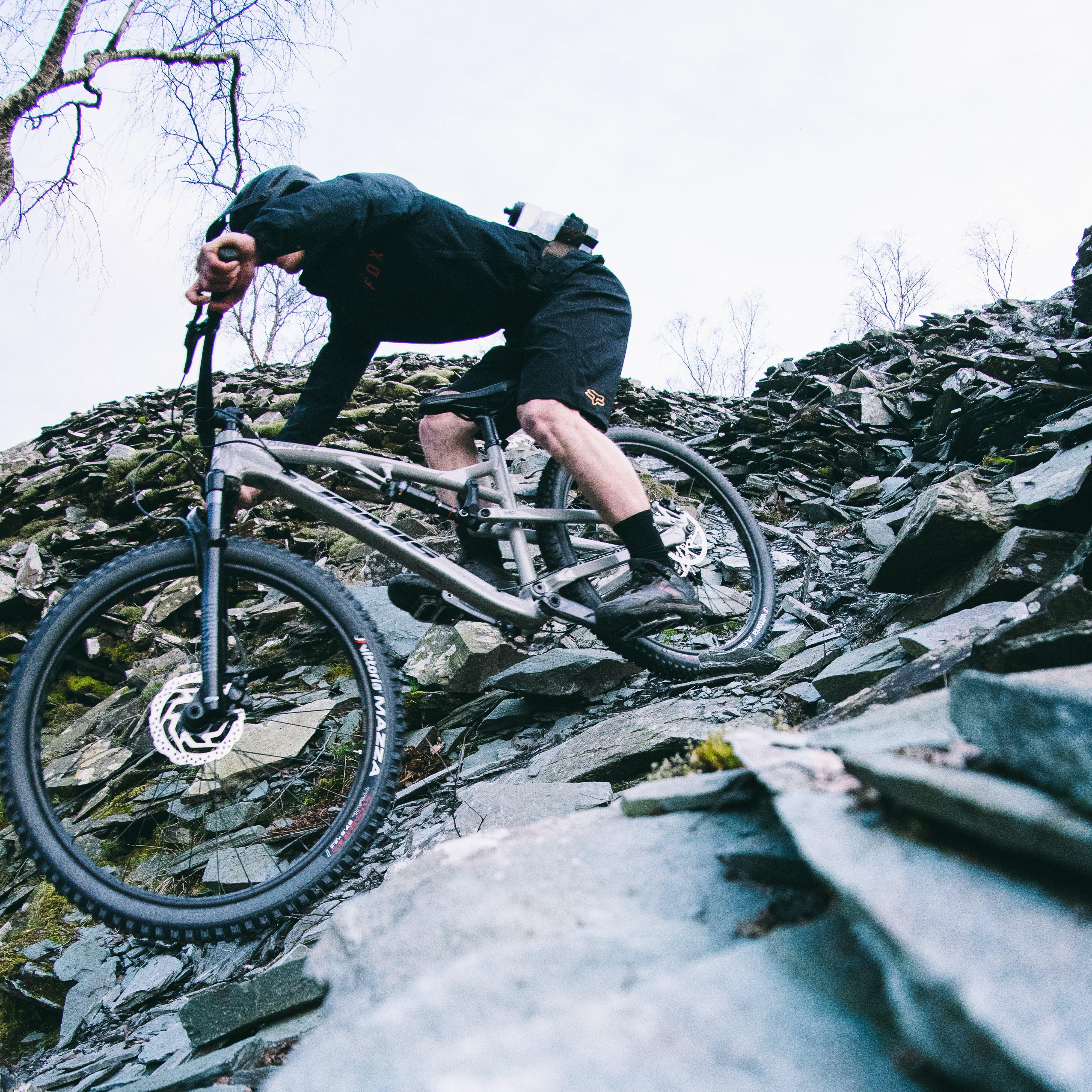 Dakar Full Suspension Mountain Bike