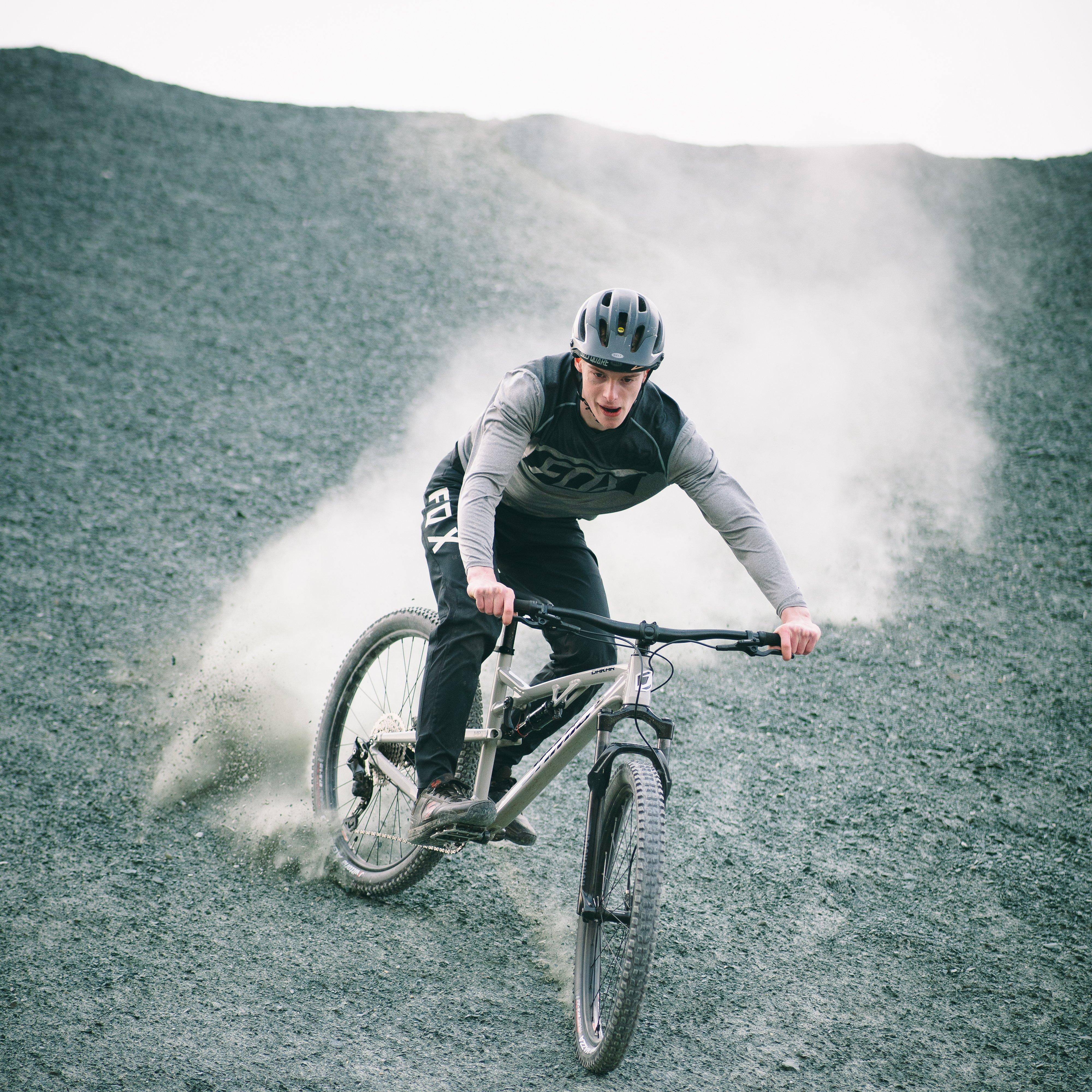 Dakar Full Suspension Mountain Bike