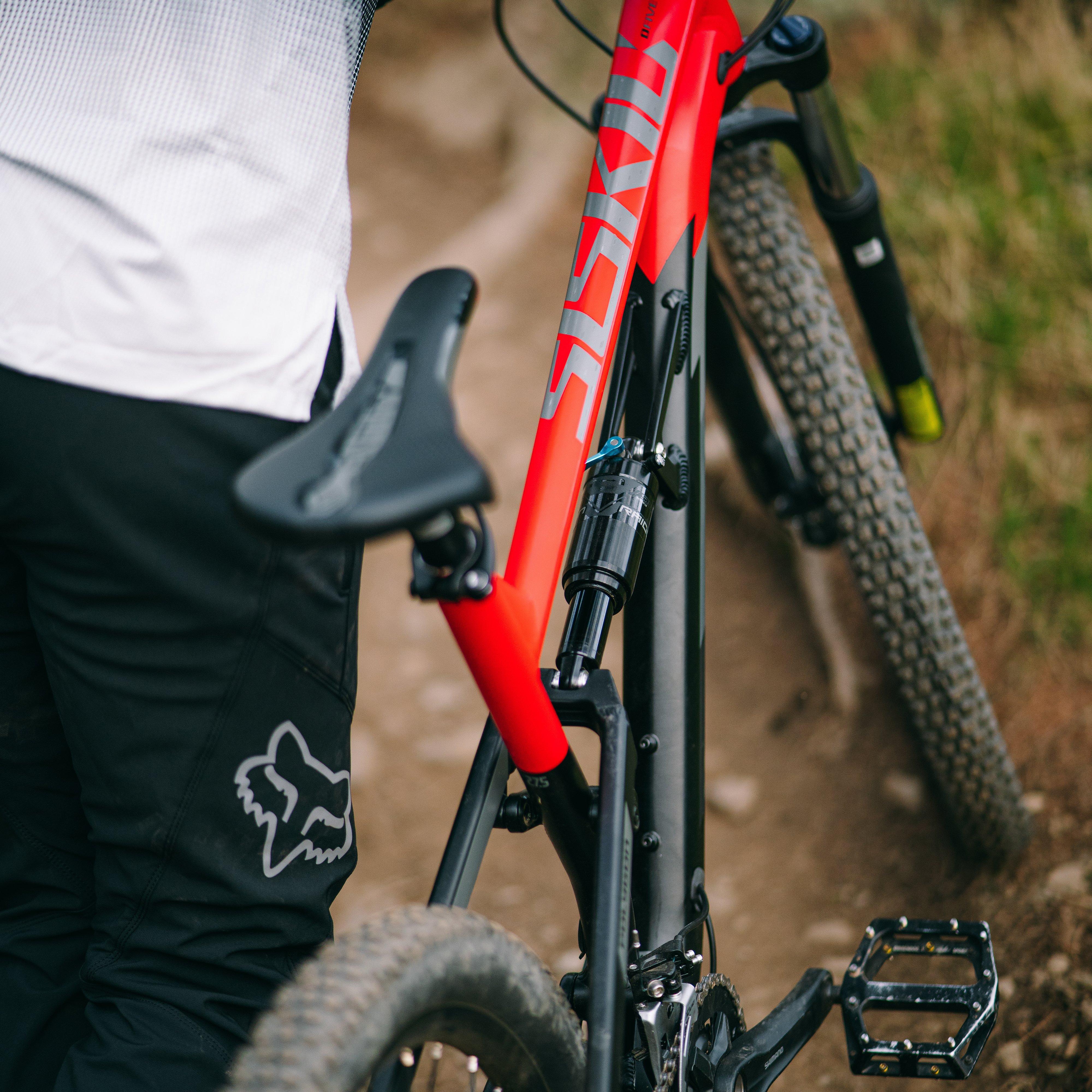 Siskiu D5 27.5” Full Suspension Mountain Bike