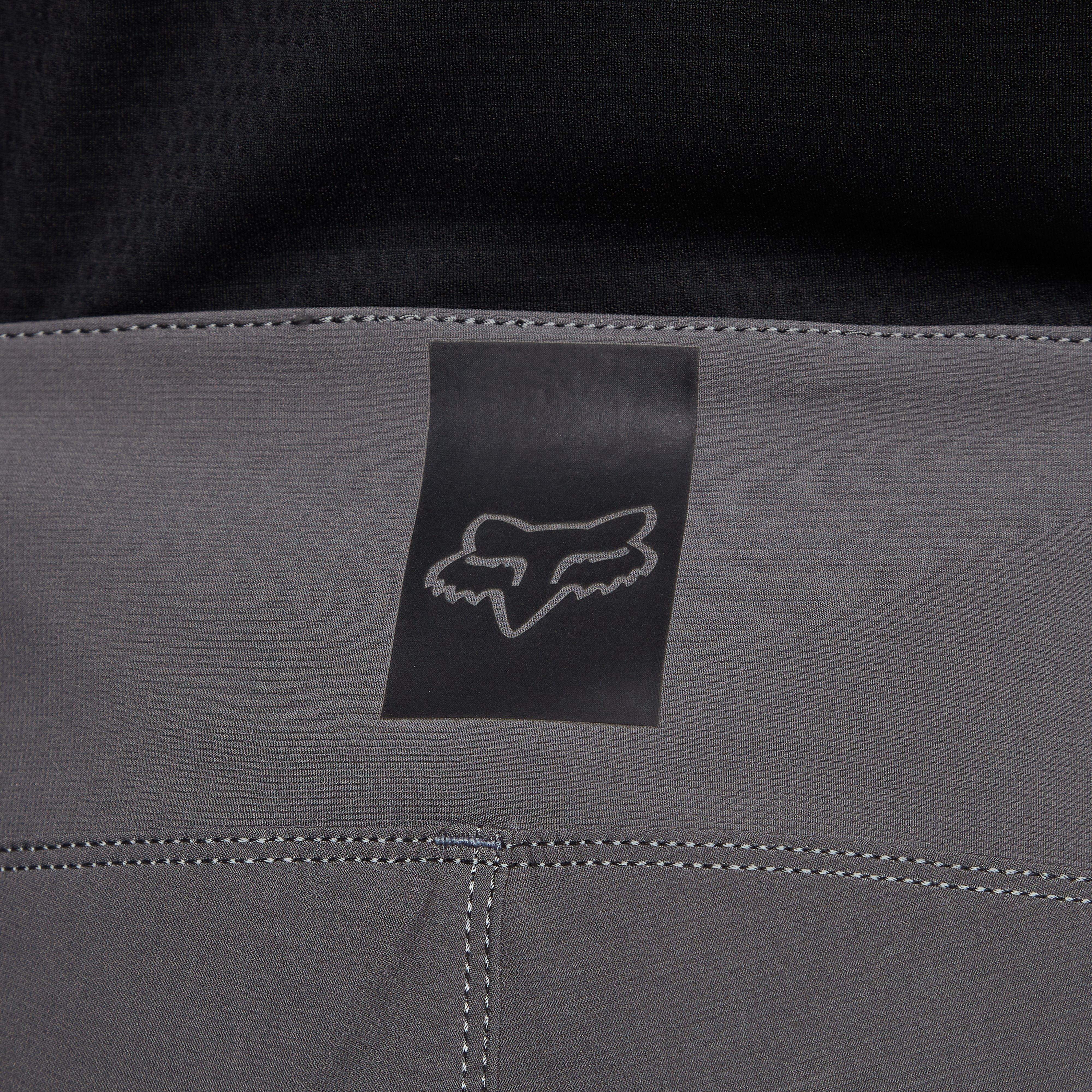 Men’s Defend Shorts