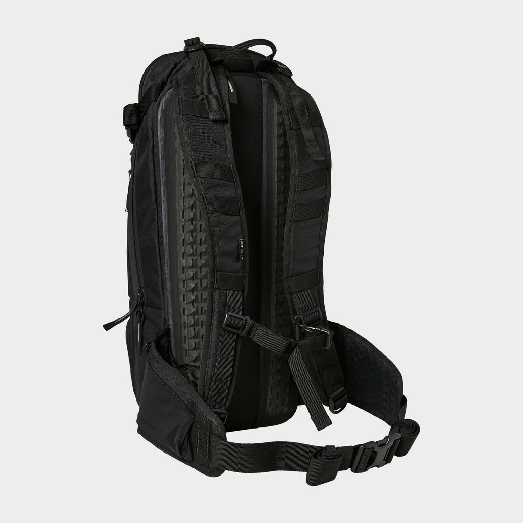 Utility 18L Hydration Pack