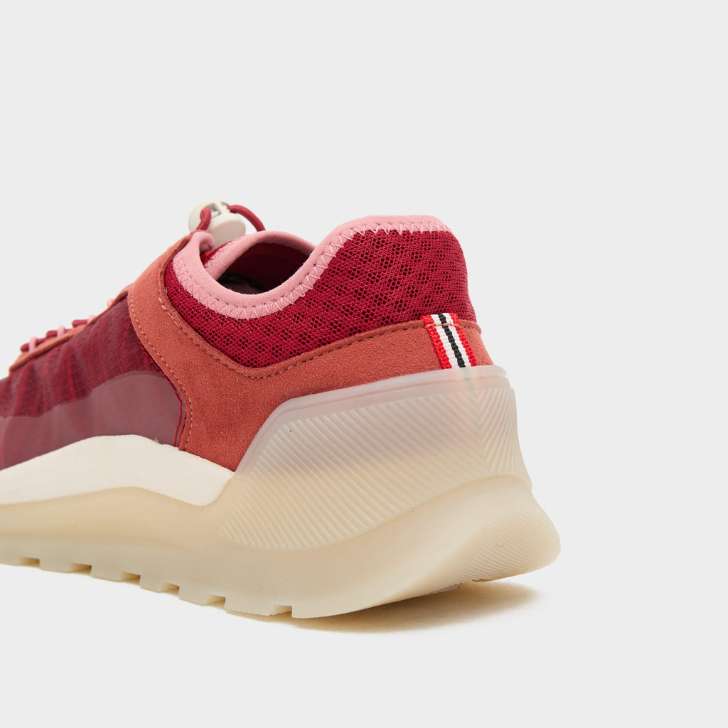 Women’s Travel Trainer