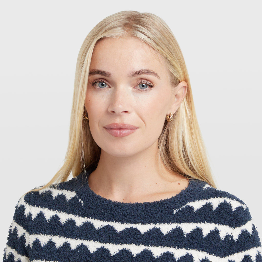Women's Tyla Cosy Knit Scalloped Jumper