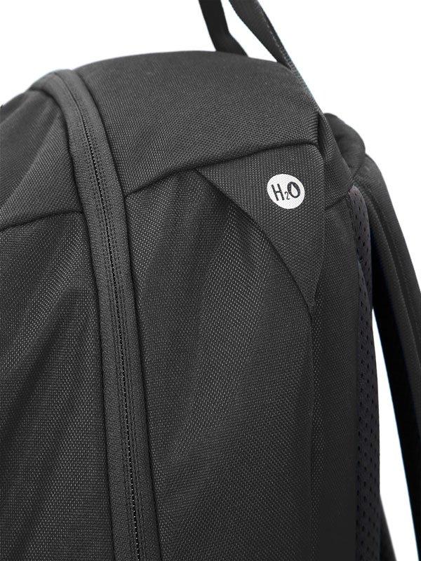TwentyFourSeven 20L Rucksack