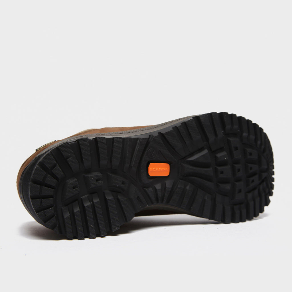 Women's Cyrus Walking Shoe