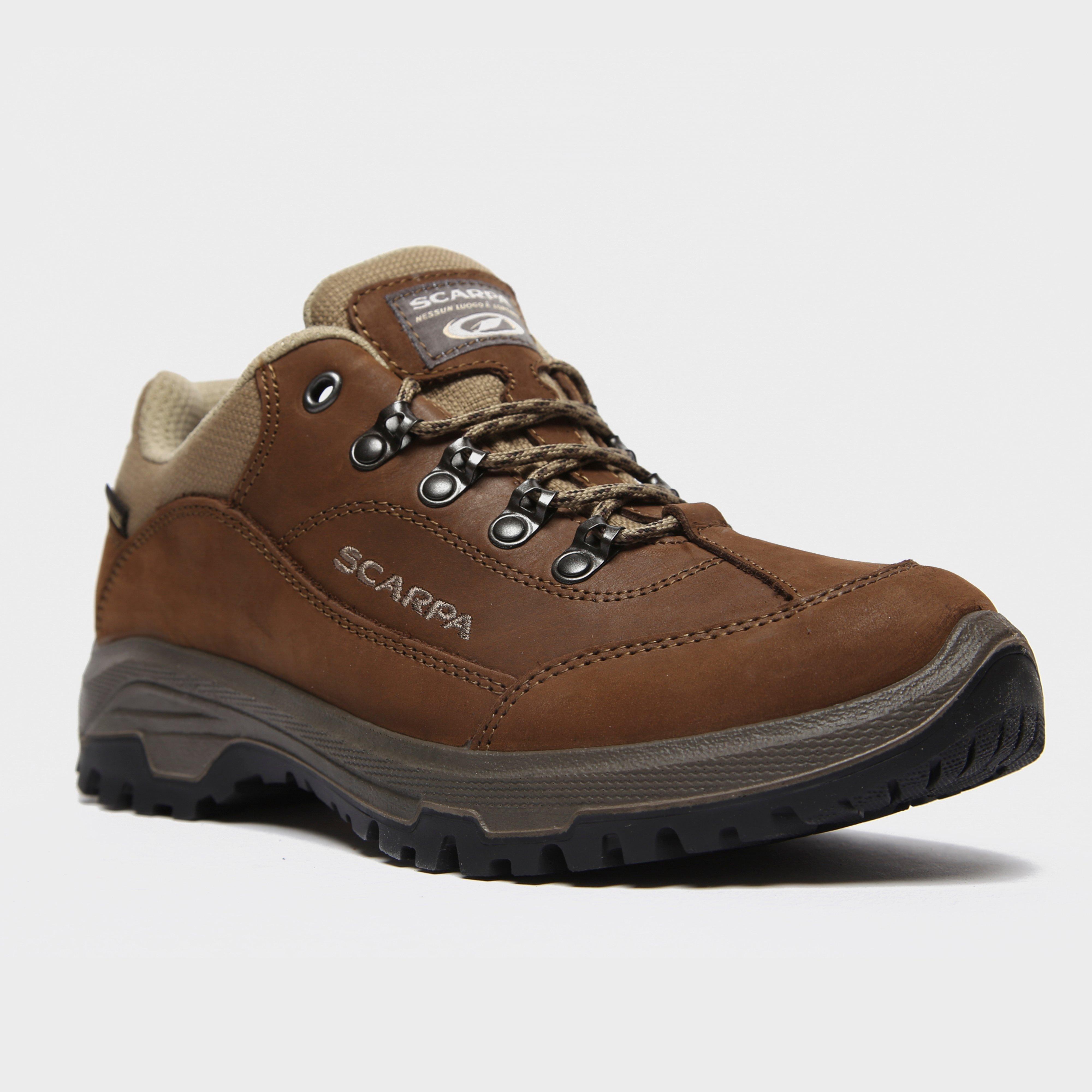 Women's Cyrus Walking Shoe