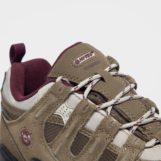 Women’s Saunter Waterproof Walking Shoes