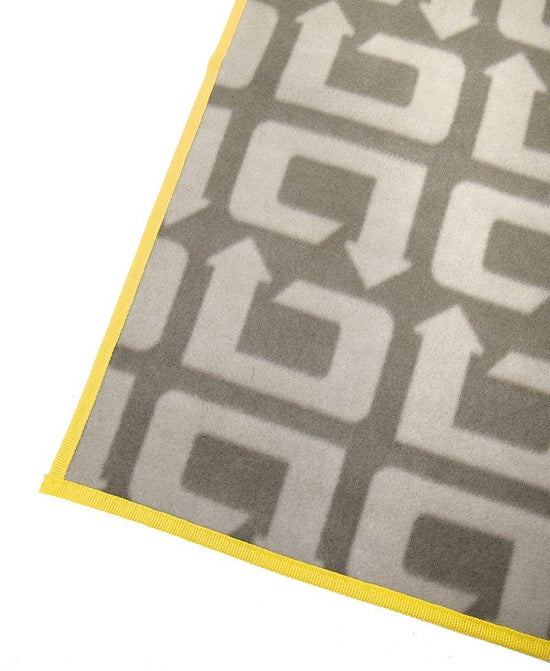 Genus 400 Carpet