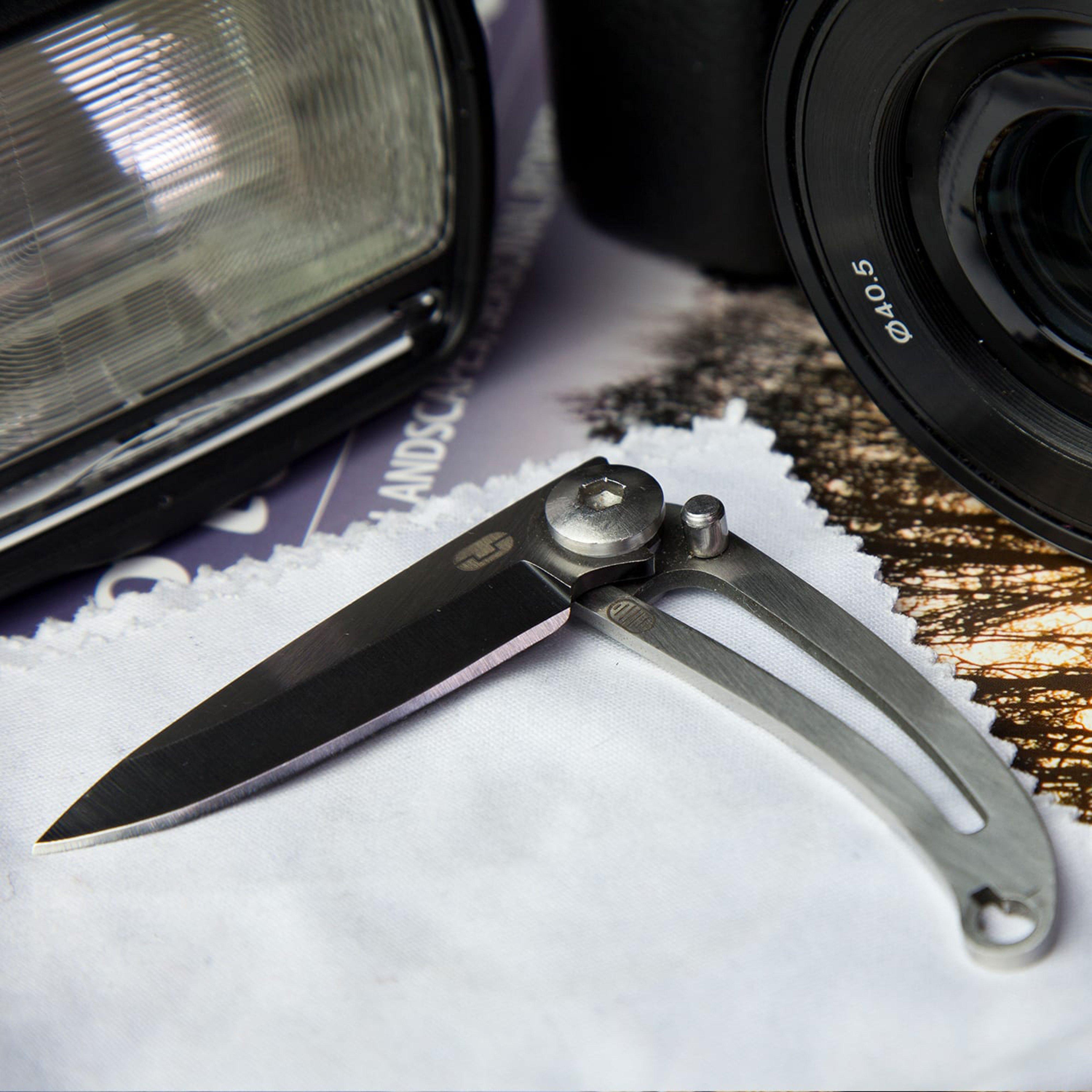 Bare Knife
