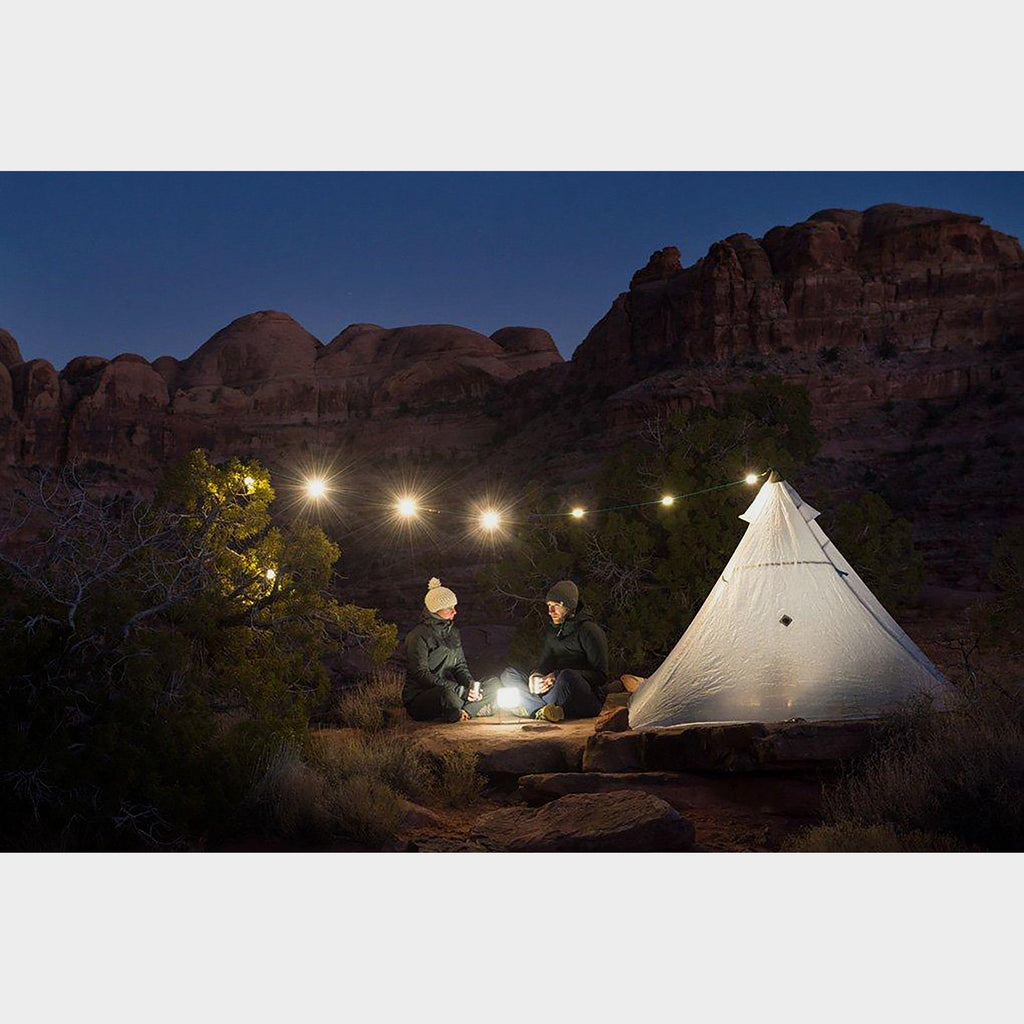 BaseLantern (Bluetooth Lantern & Power Hub)