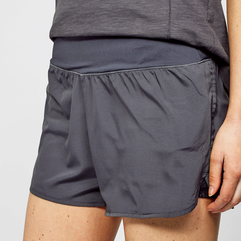 Women's Outrun Two-Layer Shorts