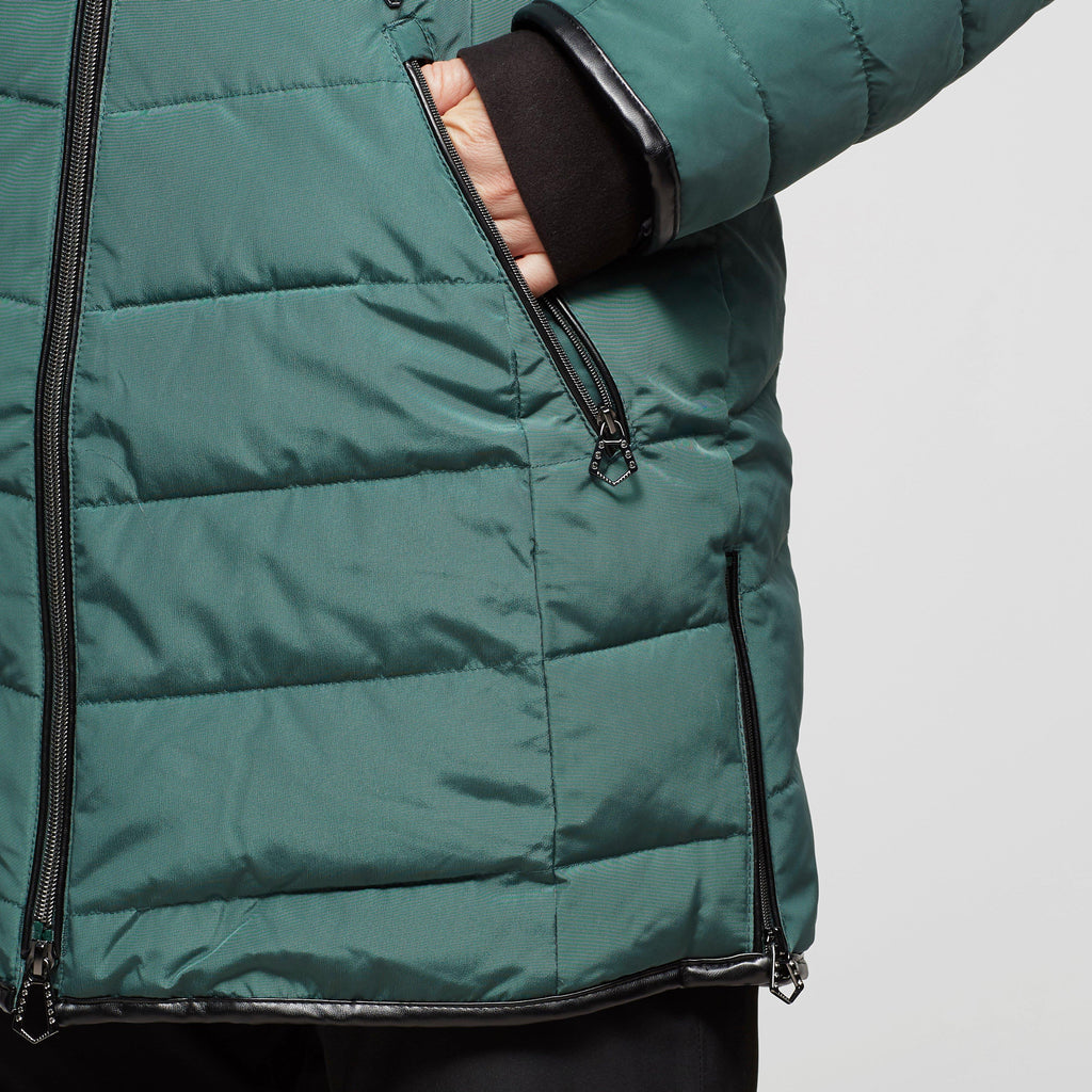 Women’s Striking Ski Jacket