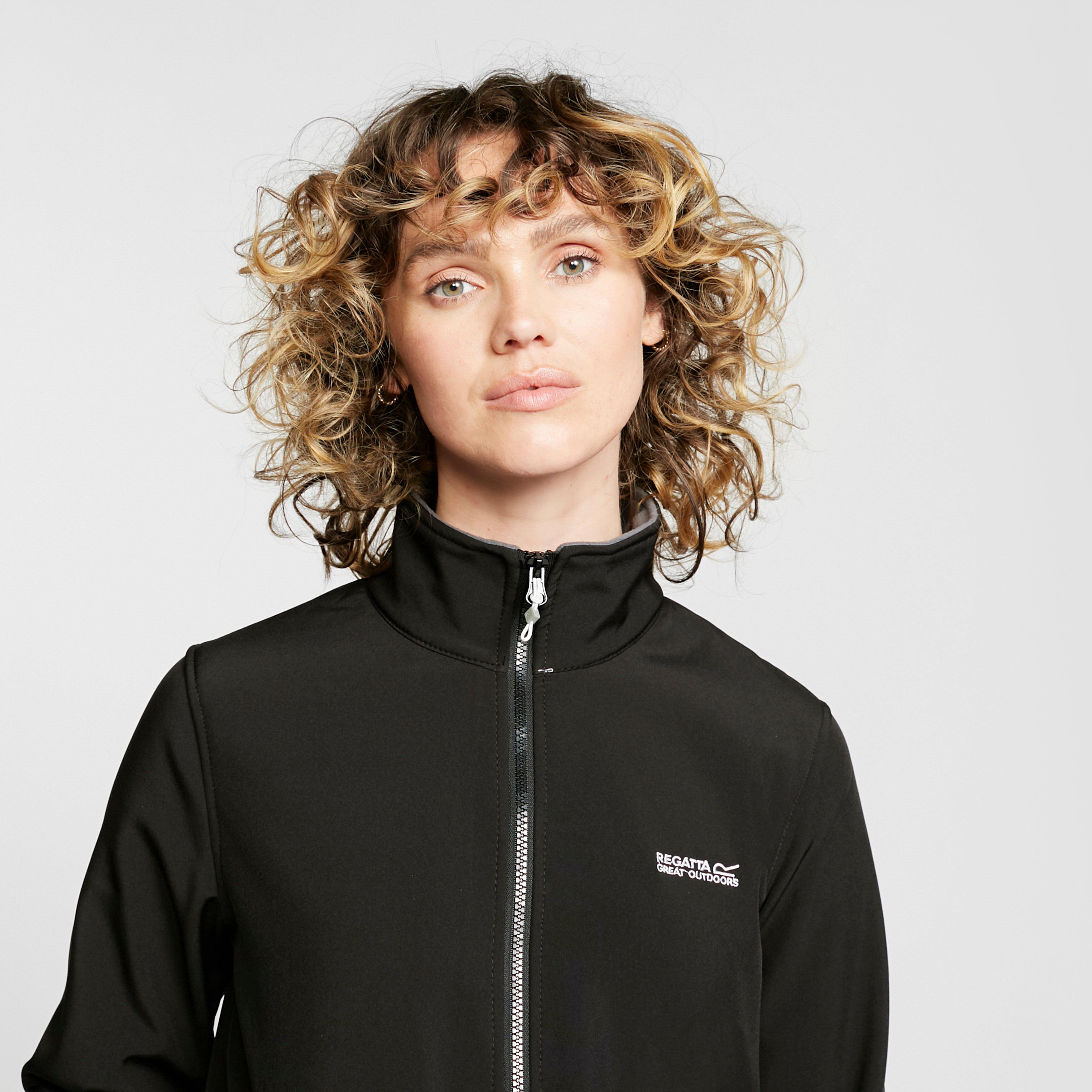 Women’s Connie V Softshell Jacket