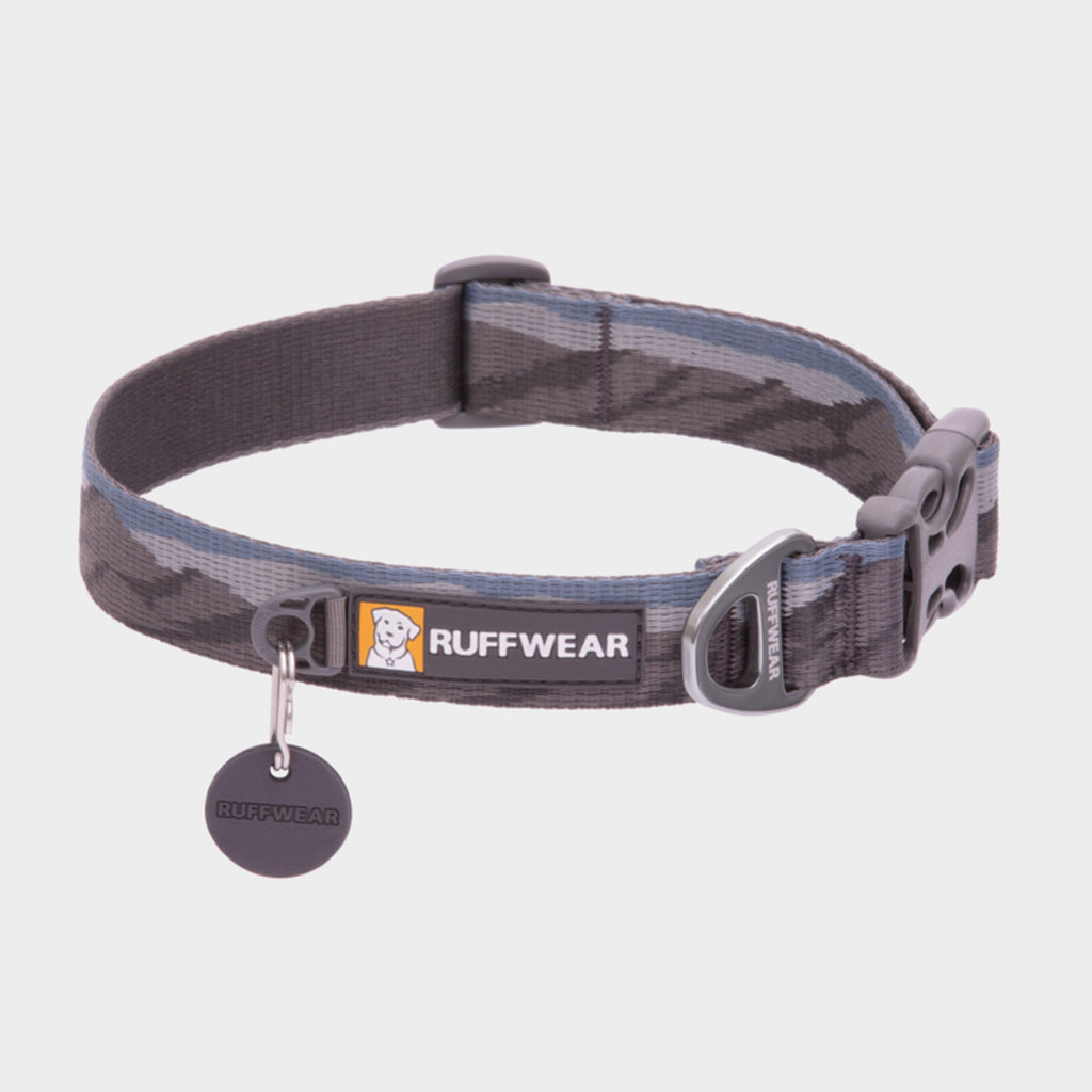 Flat Out Collar