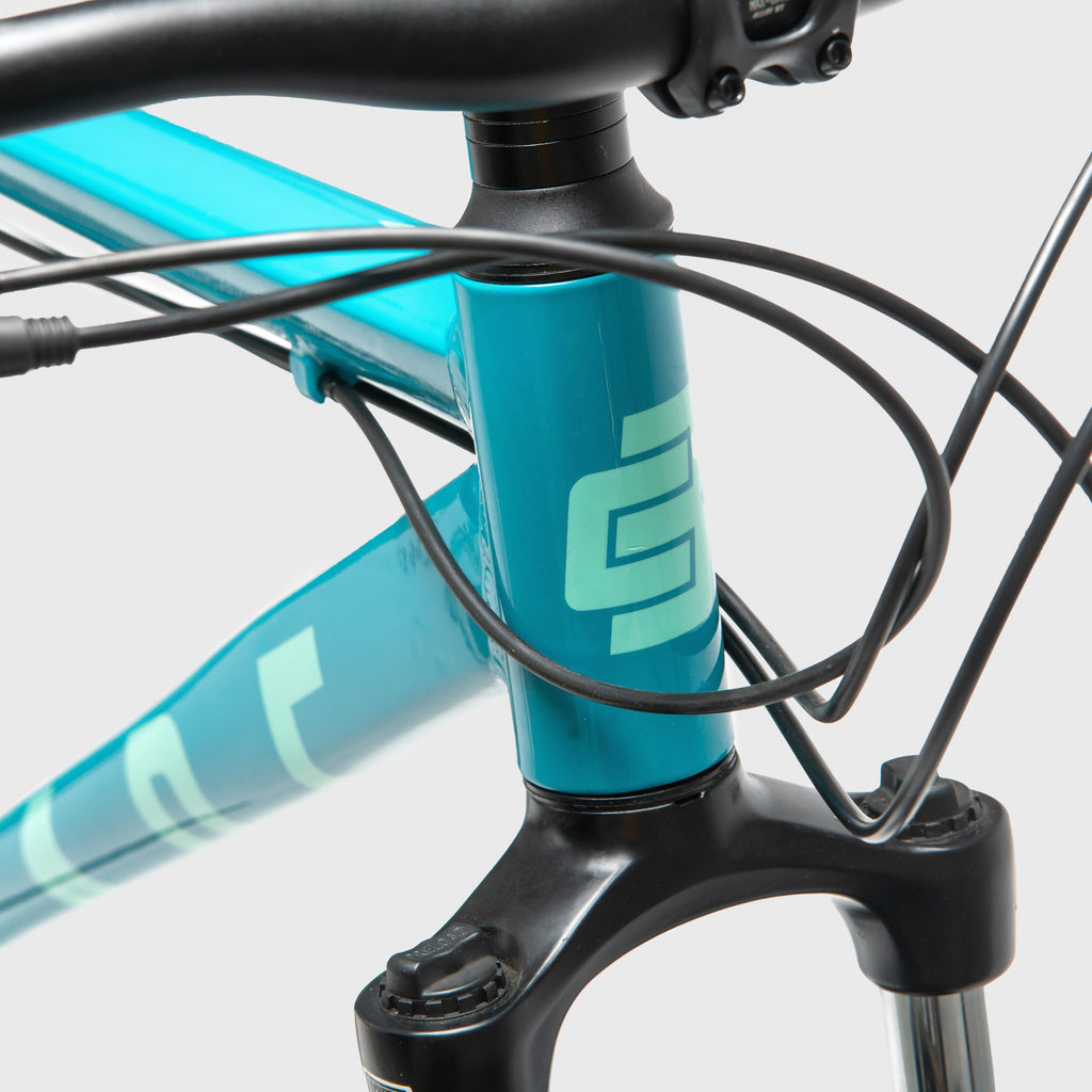 Blade Mountain Bike