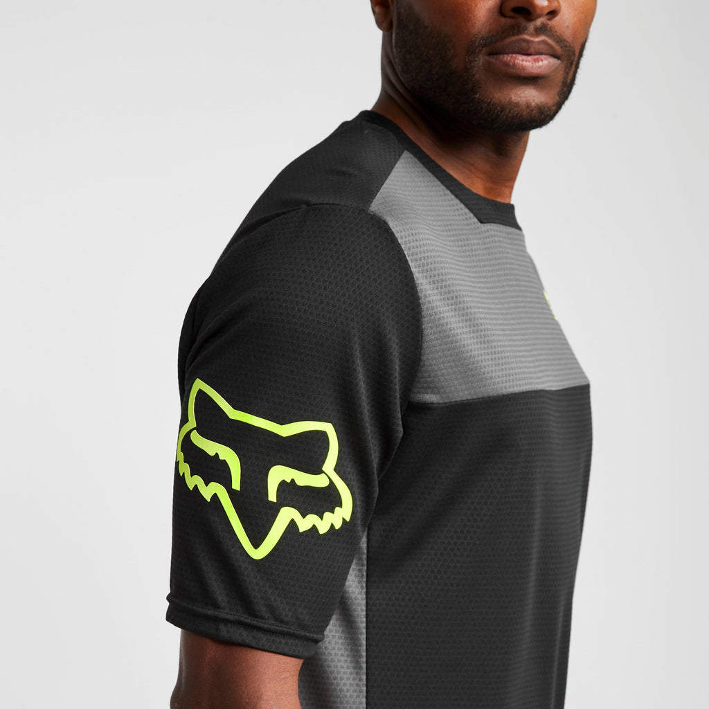 Men’s defend Moth Short Sleeve Jersey
