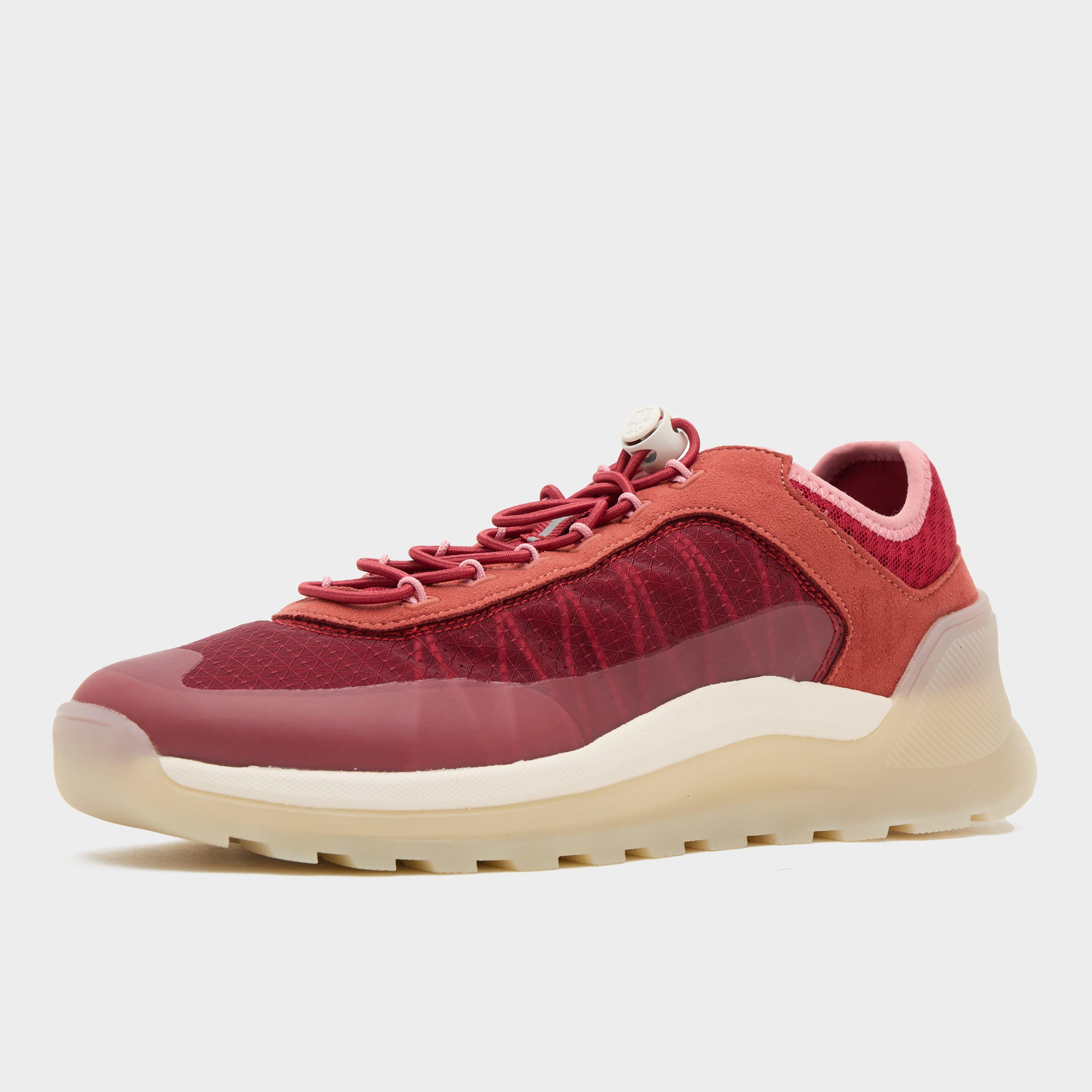 Women’s Travel Trainer