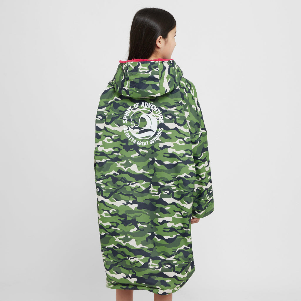 Kids’ Waterproof Changing Robe