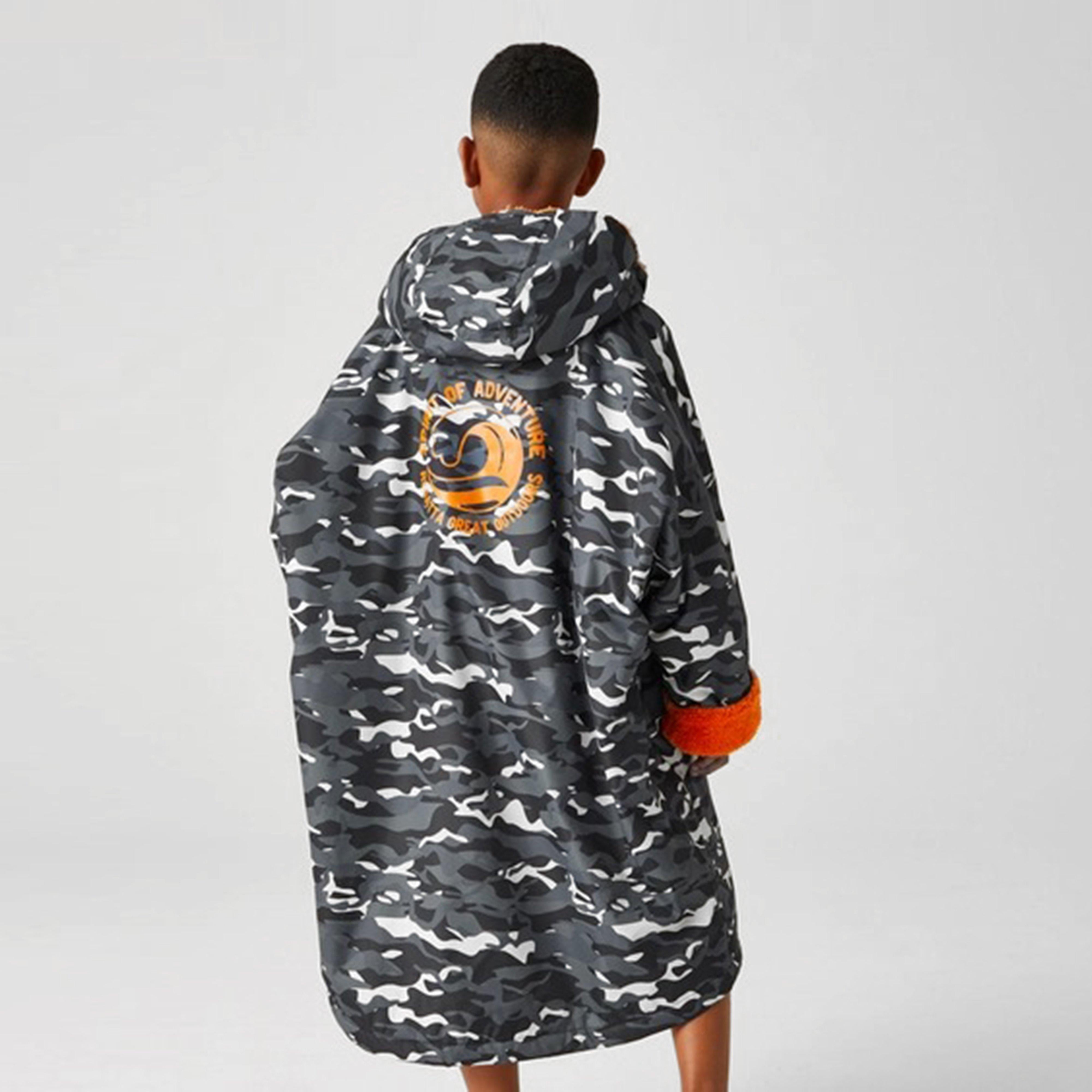 Kids’ Waterproof Changing Robe