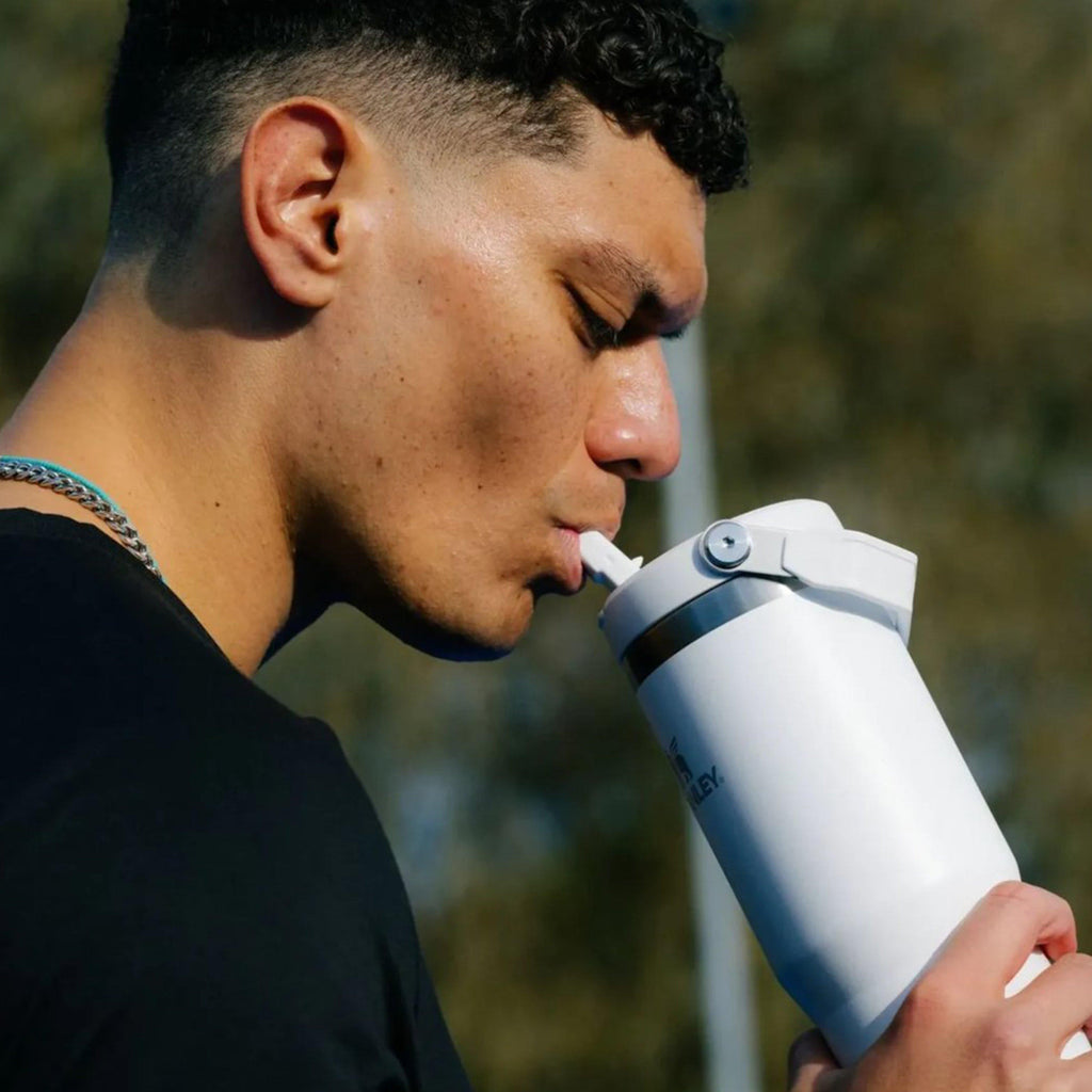 IceFlow™ Flip Straw Tumbler 0.89L