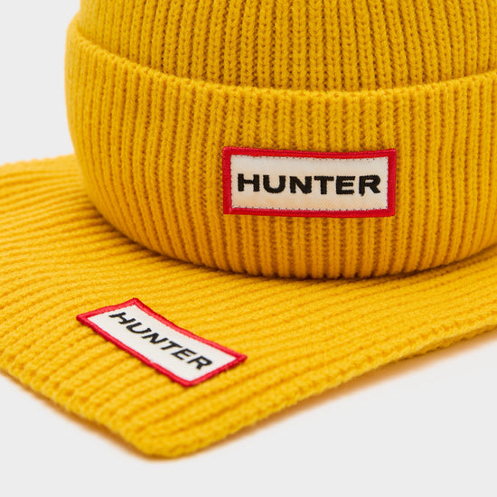 Unisex Jura Scarf and Beanie Box Set