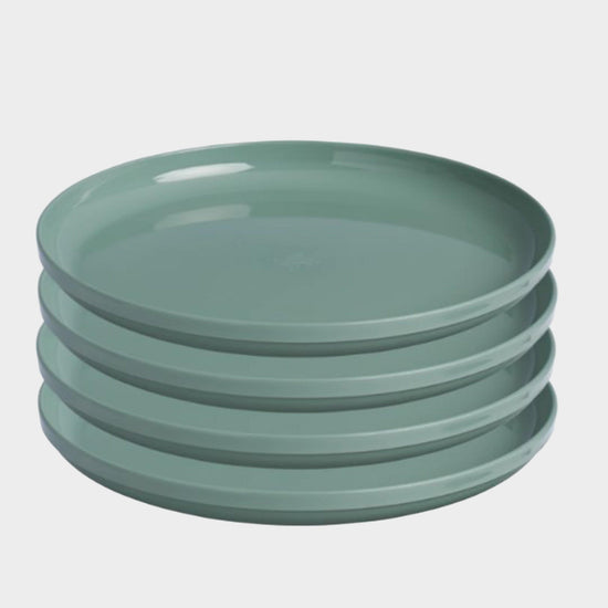 The Wildfare Core Full Serve Cookset