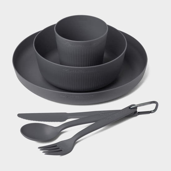 6 piece Dinnerware Set