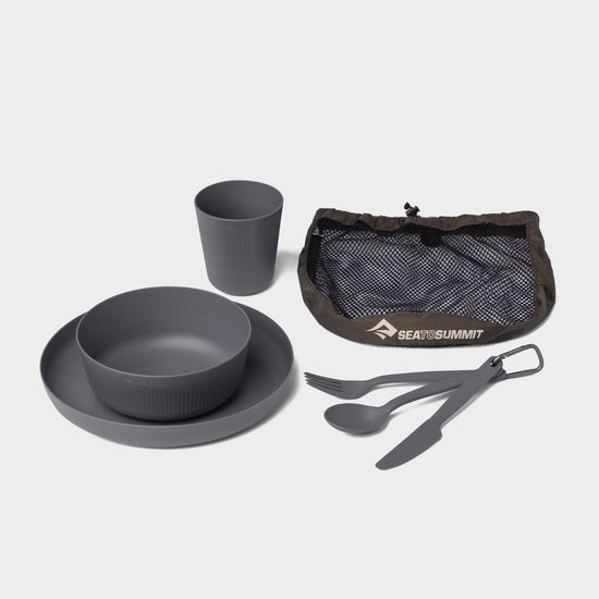6 piece Dinnerware Set