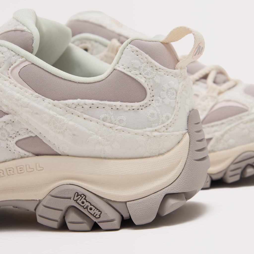 Women’s Moab 3 Hiking Shoe
